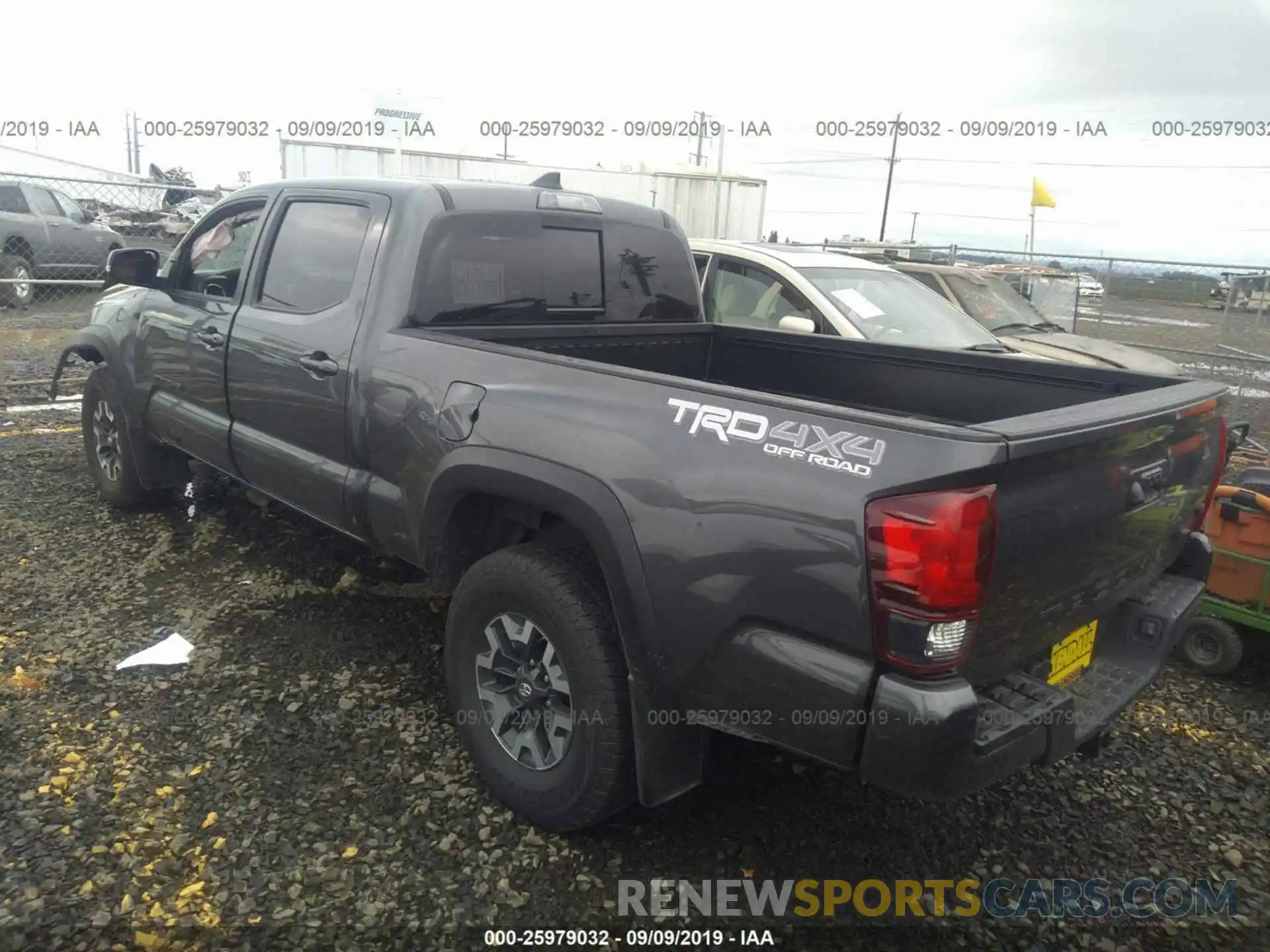 3 Photograph of a damaged car 3TMDZ5BN6KM068994 TOYOTA TACOMA 2019