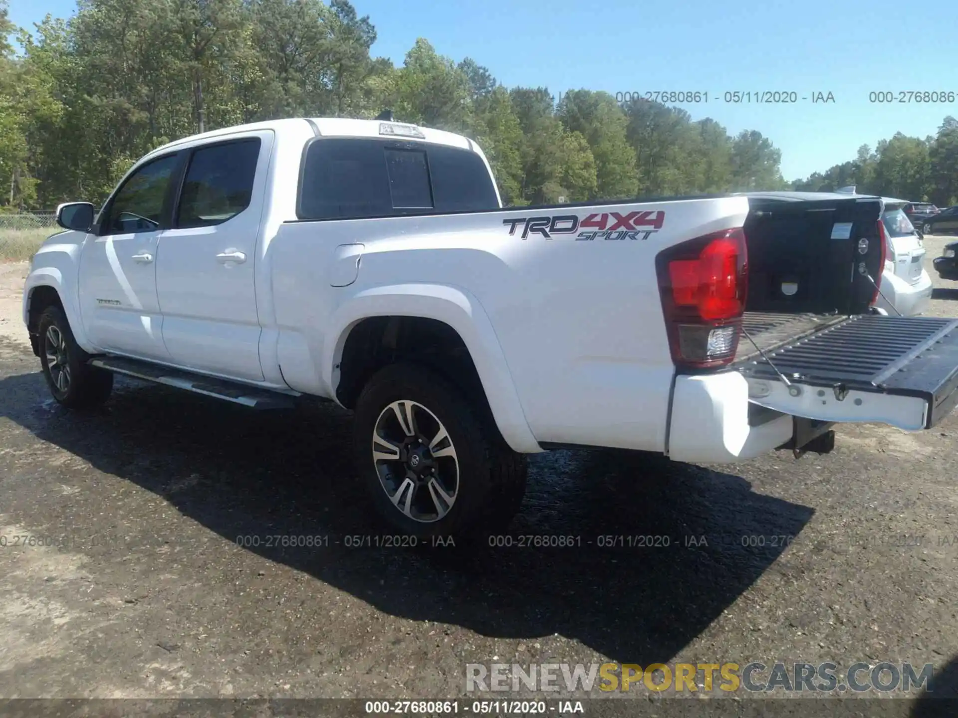 3 Photograph of a damaged car 3TMDZ5BN6KM071085 TOYOTA TACOMA 2019