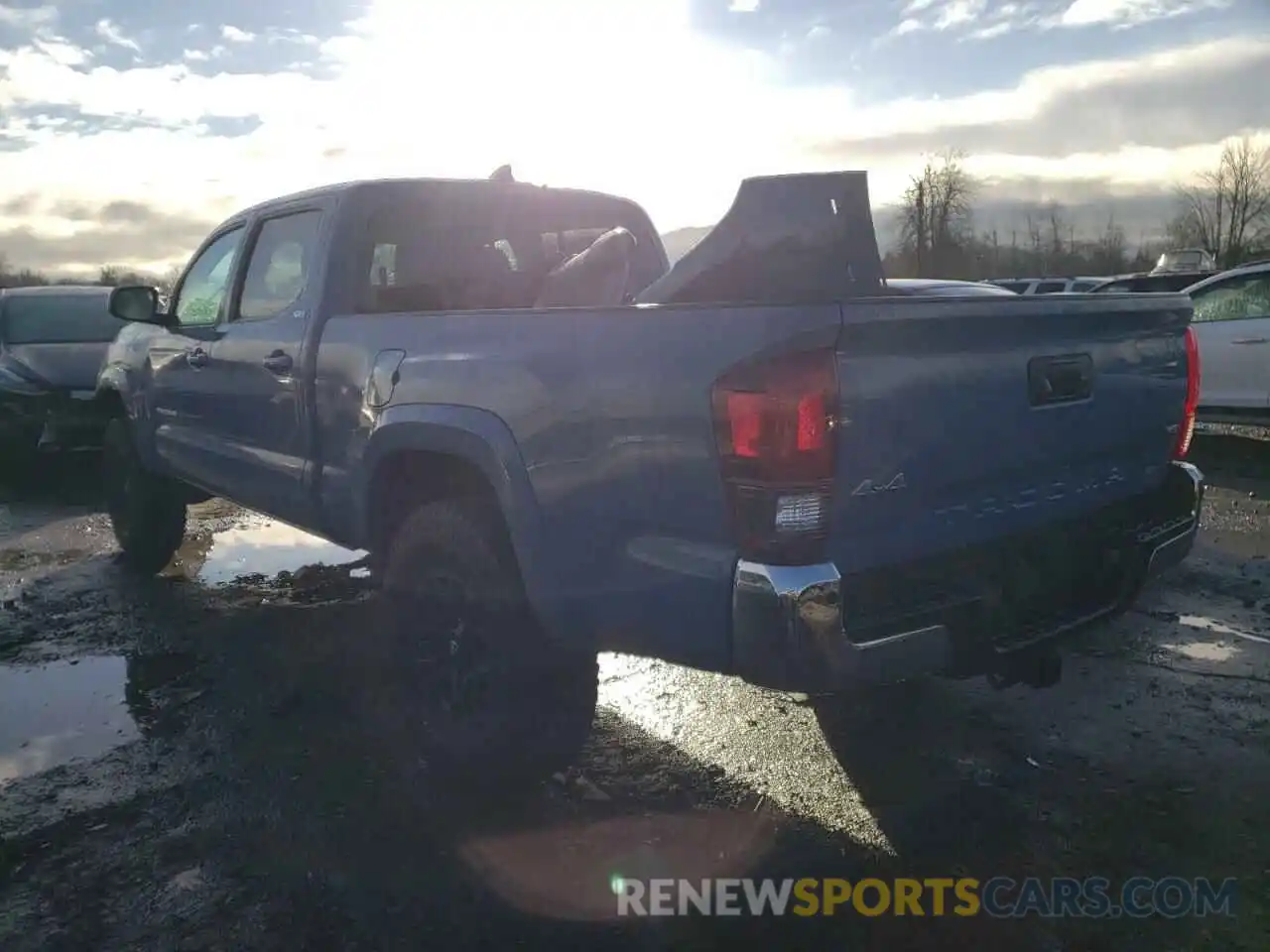 3 Photograph of a damaged car 3TMDZ5BN6KM078084 TOYOTA TACOMA 2019