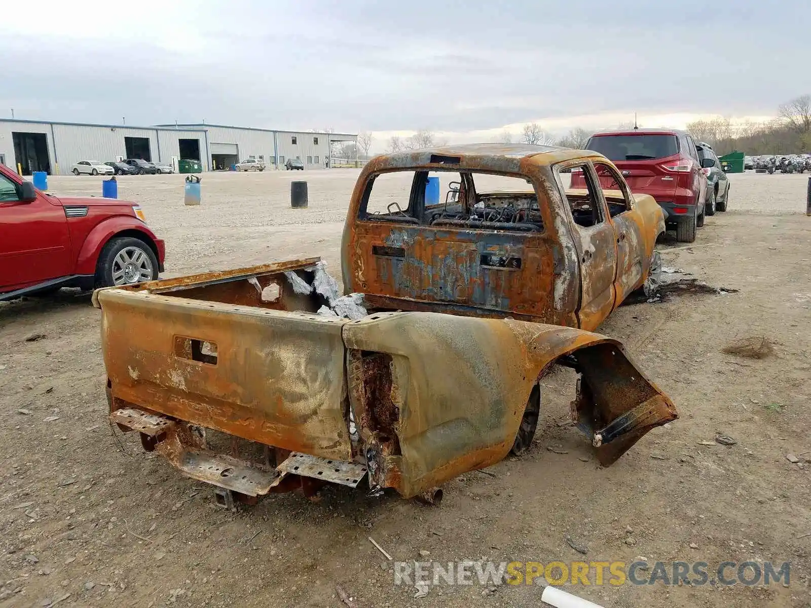 4 Photograph of a damaged car 3TMDZ5BN7KM055381 TOYOTA TACOMA 2019