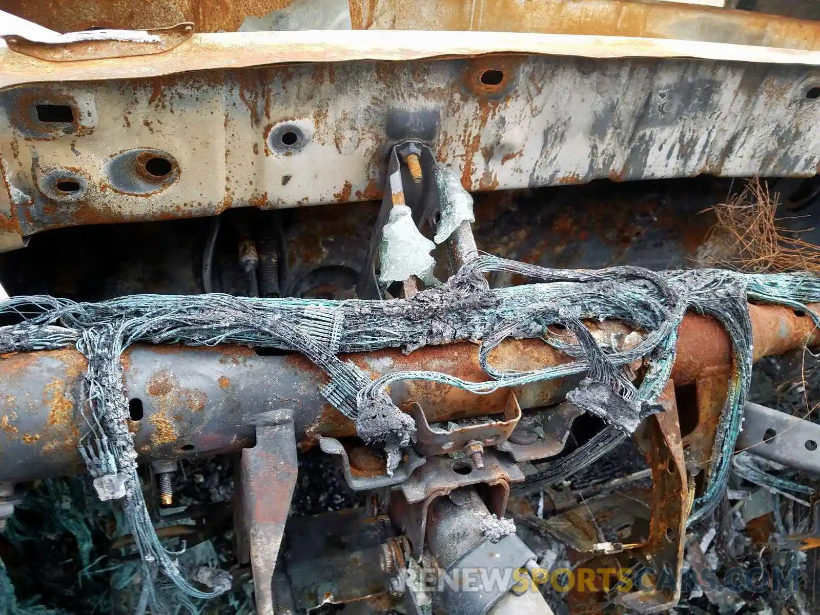 8 Photograph of a damaged car 3TMDZ5BN7KM055381 TOYOTA TACOMA 2019