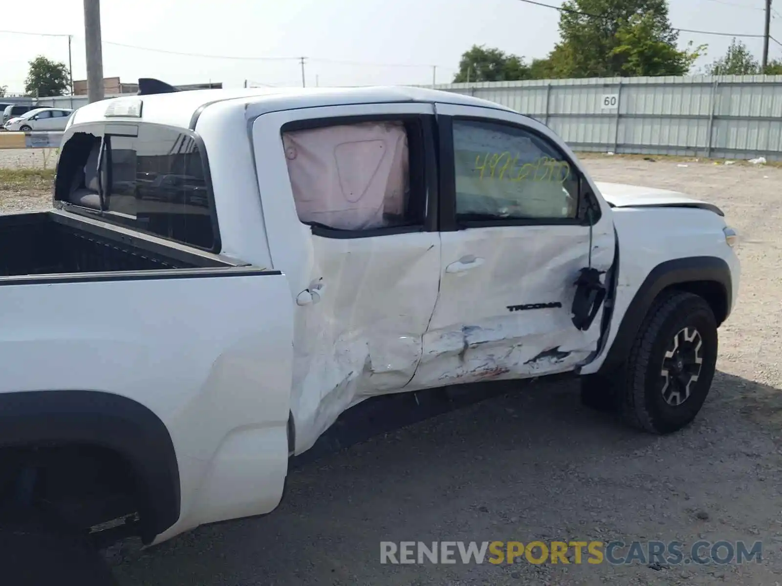 9 Photograph of a damaged car 3TMDZ5BN7KM060290 TOYOTA TACOMA 2019