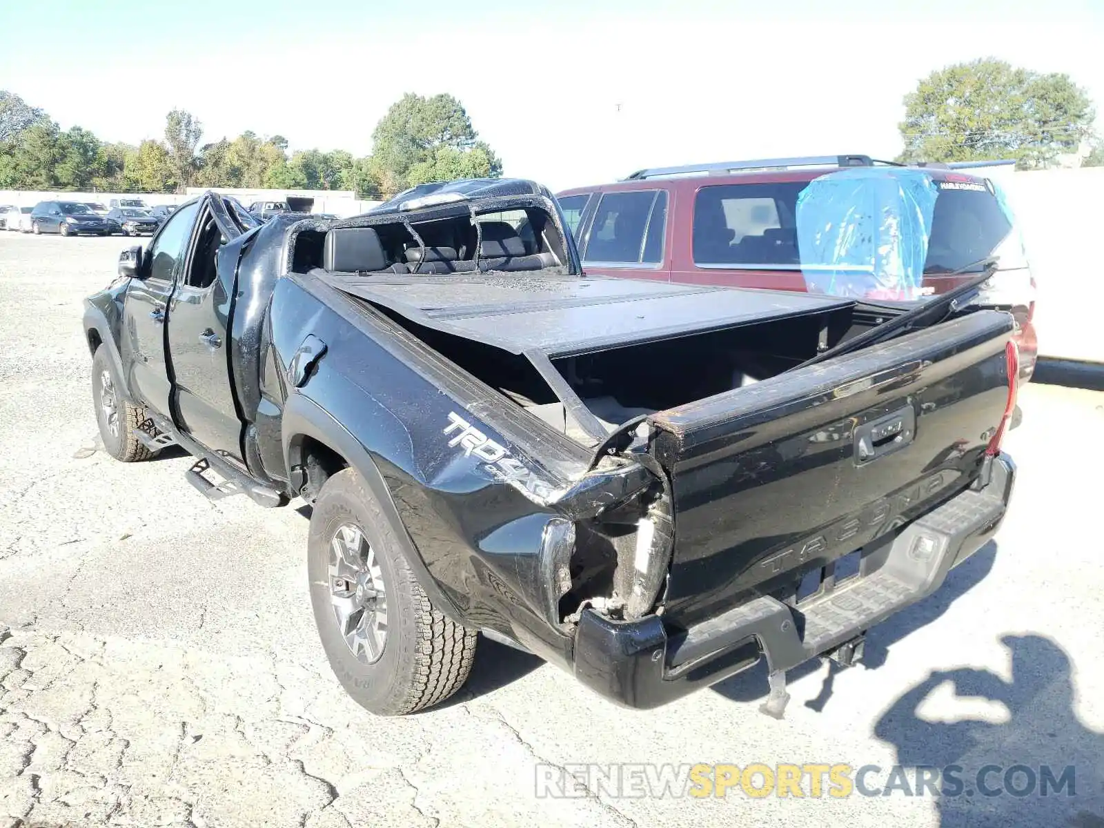 3 Photograph of a damaged car 3TMDZ5BN7KM065845 TOYOTA TACOMA 2019