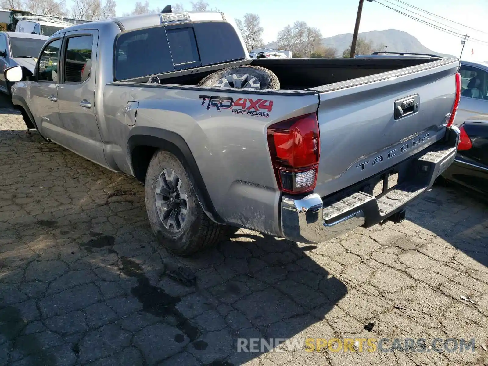 3 Photograph of a damaged car 3TMDZ5BN7KM067739 TOYOTA TACOMA 2019