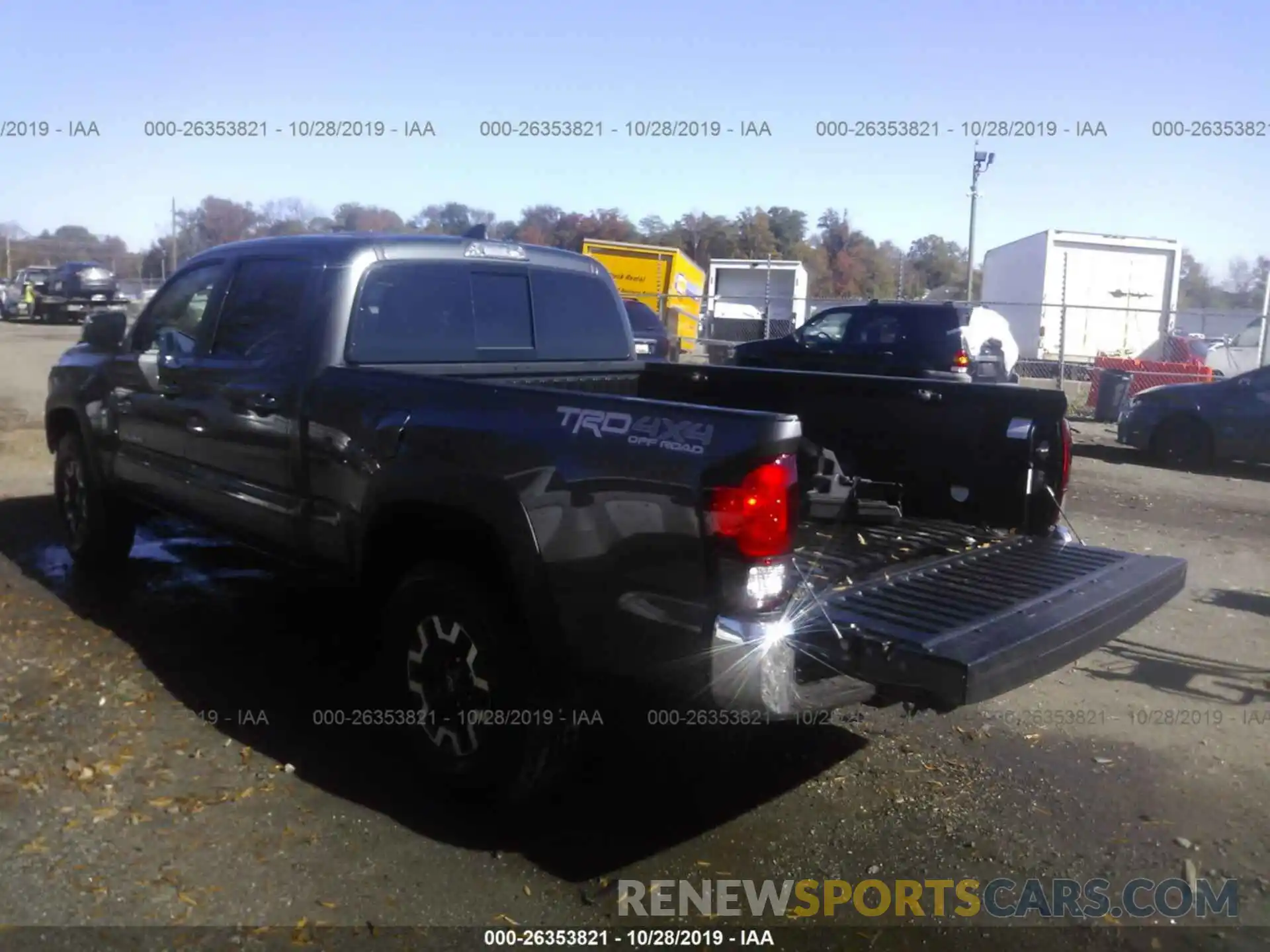 3 Photograph of a damaged car 3TMDZ5BN7KM069362 TOYOTA TACOMA 2019