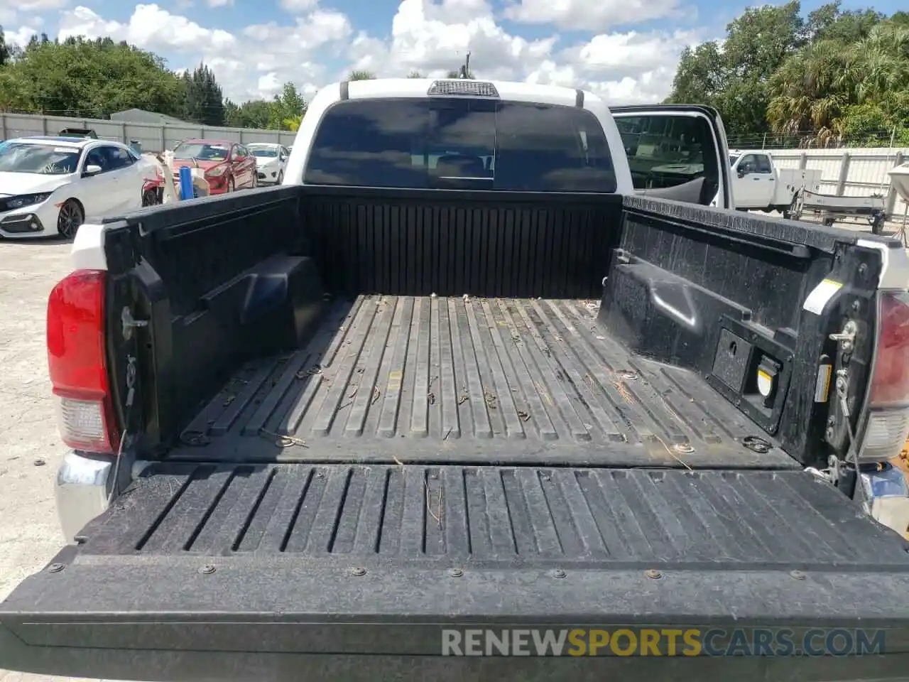 9 Photograph of a damaged car 3TMDZ5BN7KM071578 TOYOTA TACOMA 2019