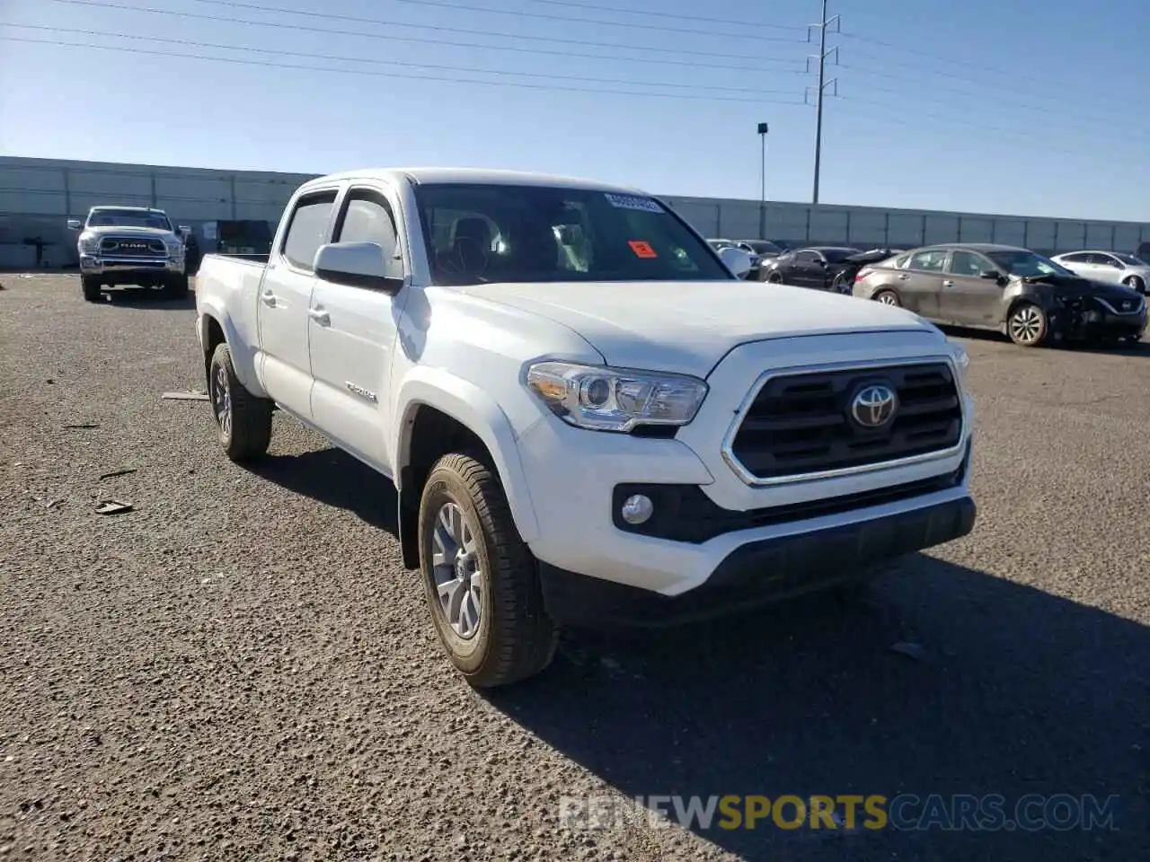 1 Photograph of a damaged car 3TMDZ5BN7KM072715 TOYOTA TACOMA 2019