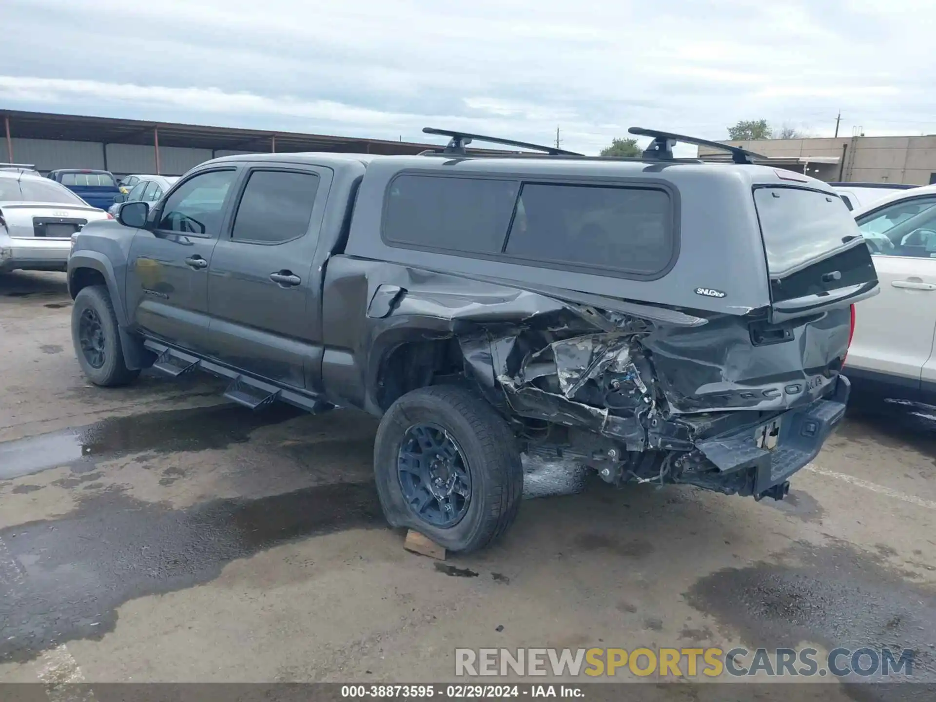 3 Photograph of a damaged car 3TMDZ5BN7KM073296 TOYOTA TACOMA 2019