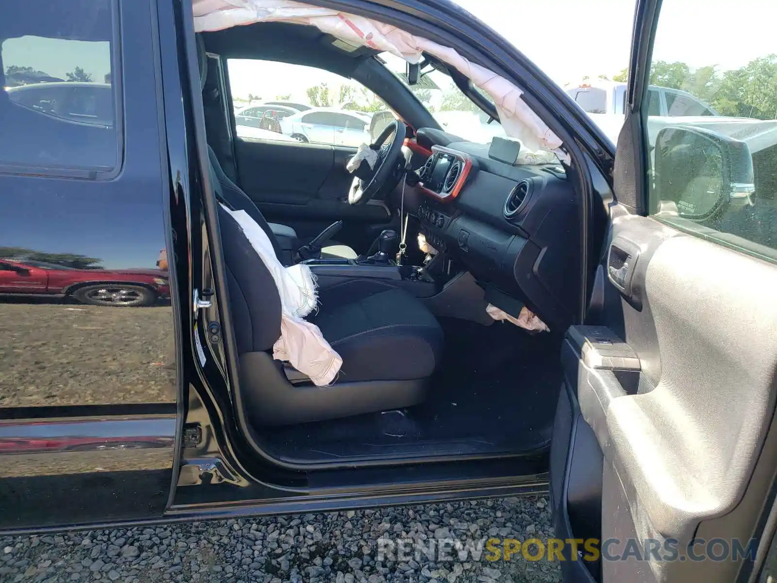 5 Photograph of a damaged car 3TMDZ5BN7KM077929 TOYOTA TACOMA 2019