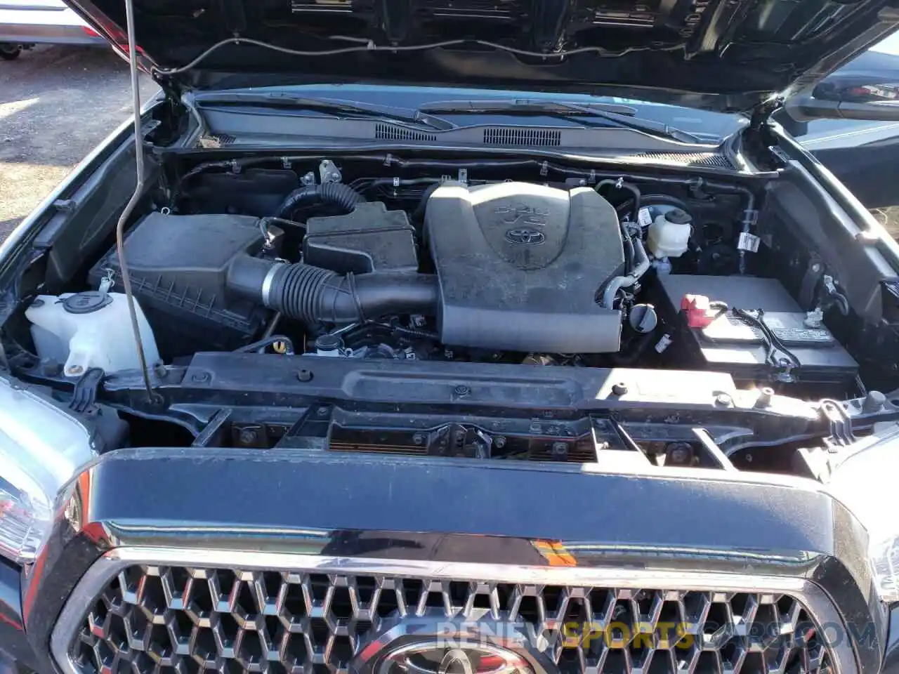 7 Photograph of a damaged car 3TMDZ5BN8KM055664 TOYOTA TACOMA 2019