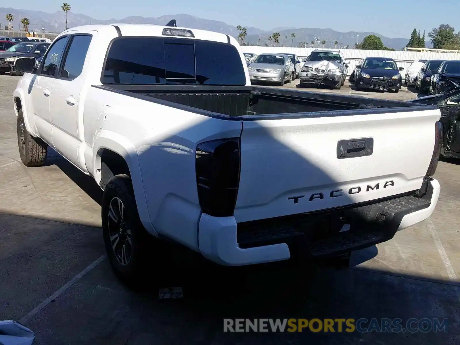 3 Photograph of a damaged car 3TMDZ5BN8KM063389 TOYOTA TACOMA 2019