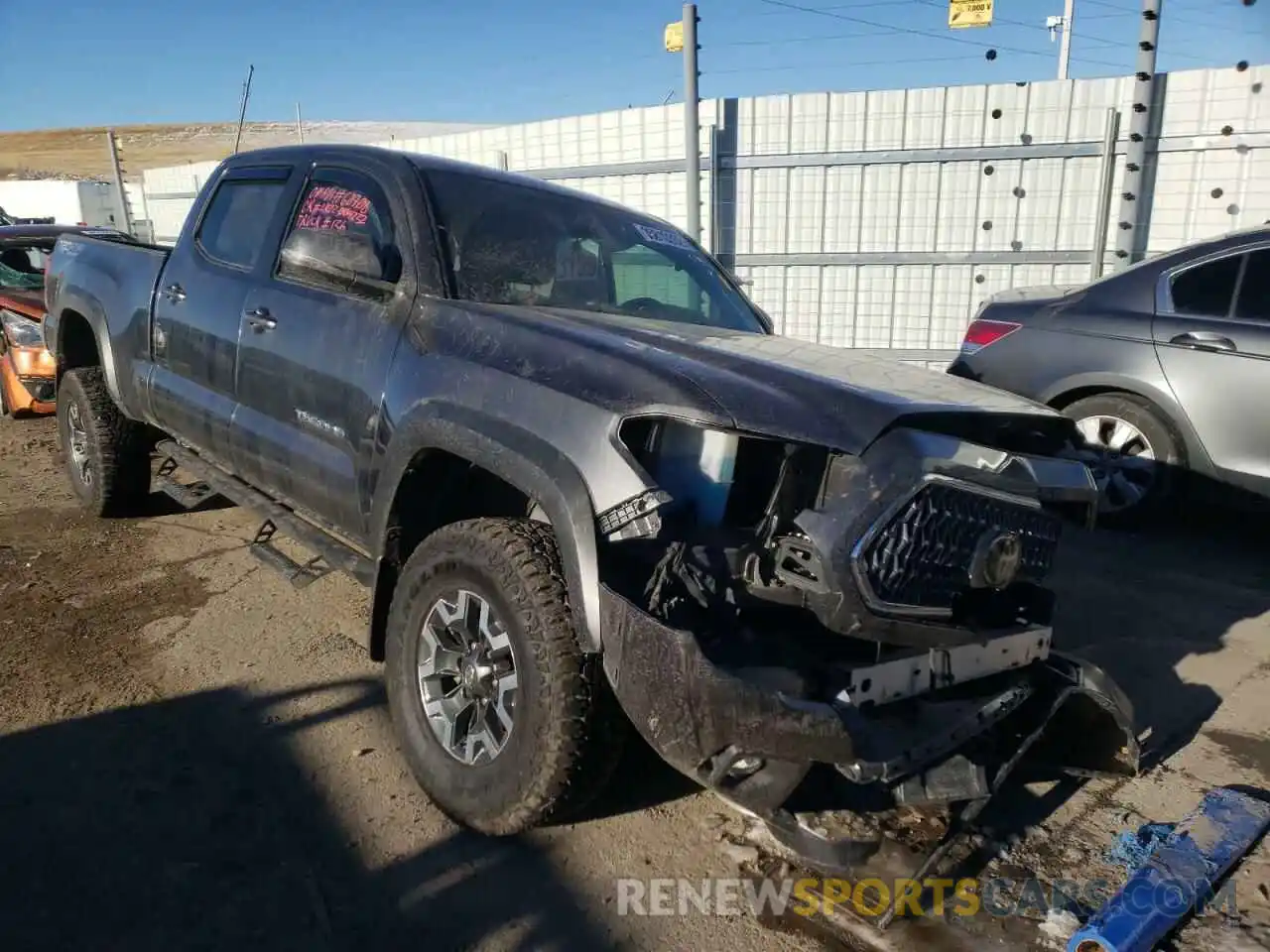 1 Photograph of a damaged car 3TMDZ5BN8KM068799 TOYOTA TACOMA 2019