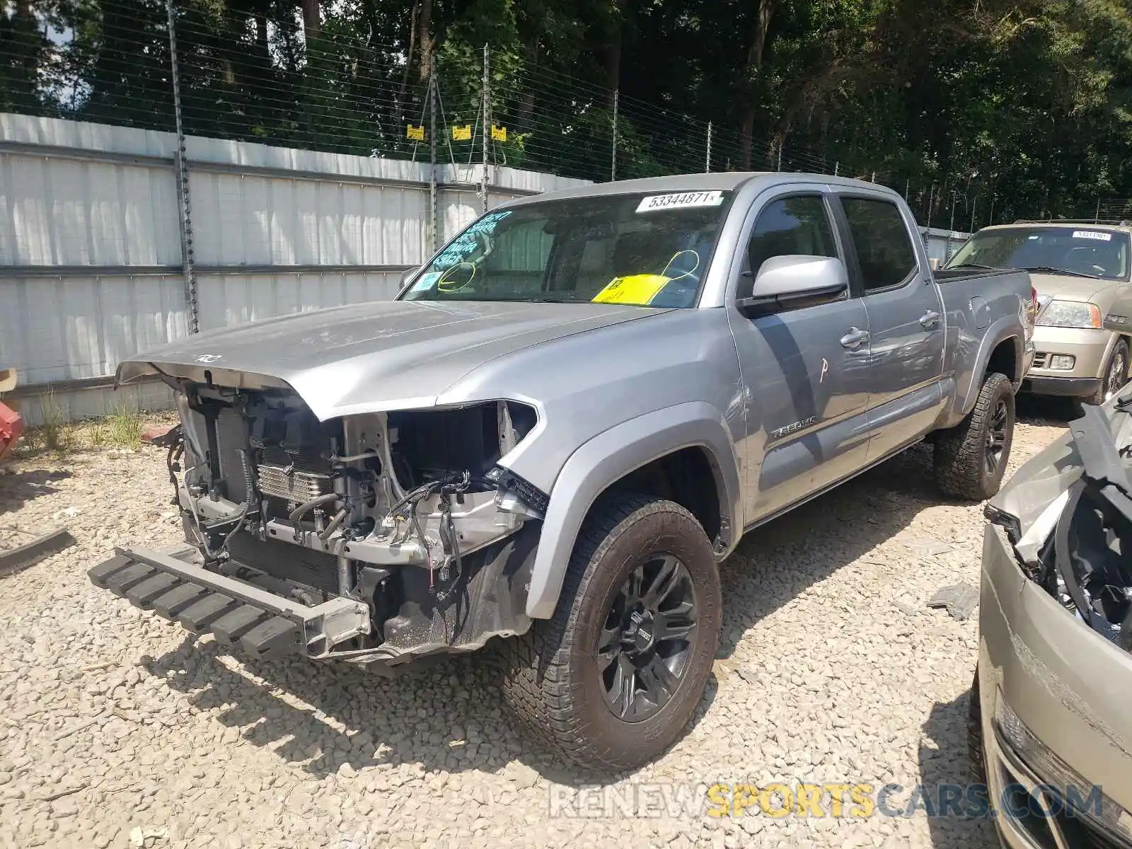 2 Photograph of a damaged car 3TMDZ5BN8KM071007 TOYOTA TACOMA 2019