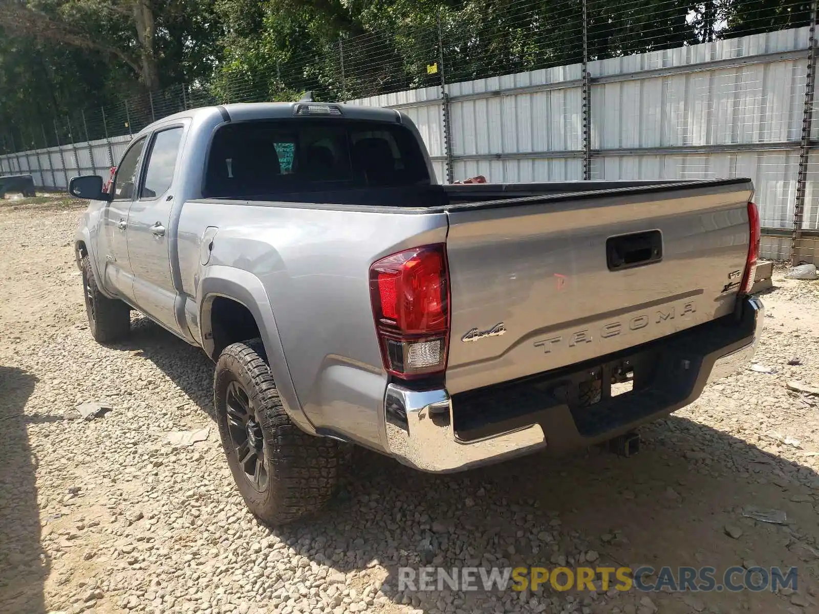 3 Photograph of a damaged car 3TMDZ5BN8KM071007 TOYOTA TACOMA 2019