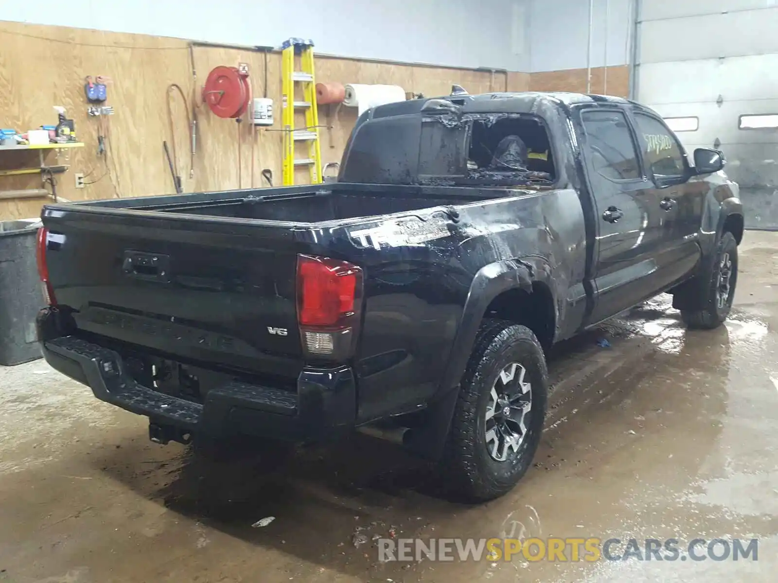 4 Photograph of a damaged car 3TMDZ5BN8KM077065 TOYOTA TACOMA 2019