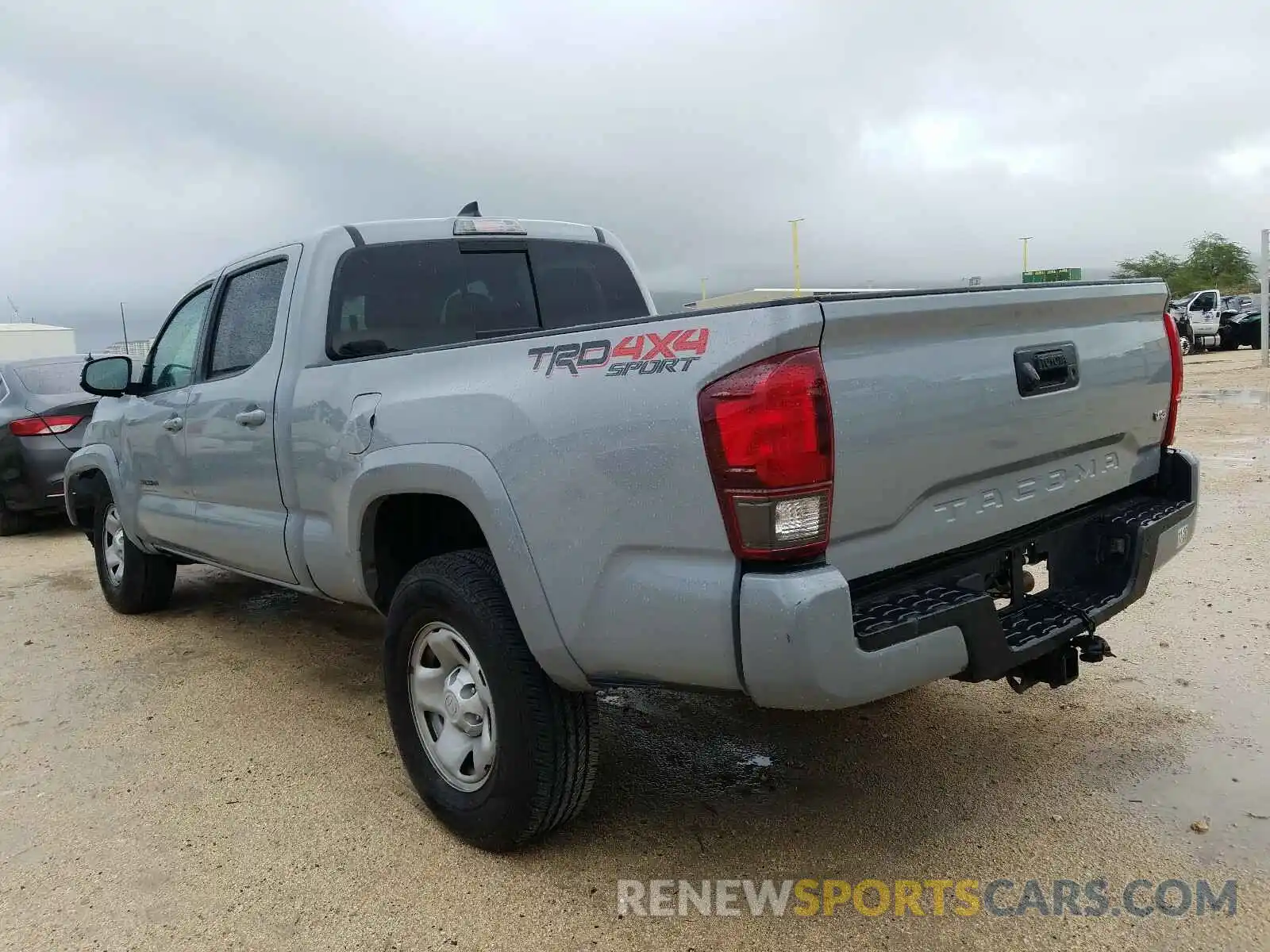 3 Photograph of a damaged car 3TMDZ5BN9KM056368 TOYOTA TACOMA 2019