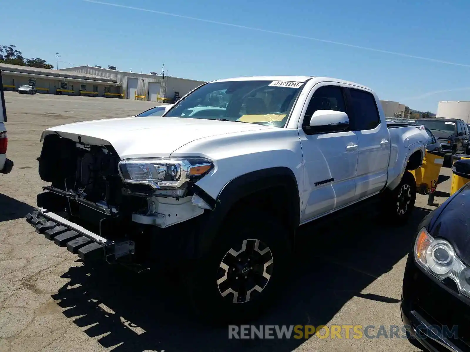 2 Photograph of a damaged car 3TMDZ5BN9KM058850 TOYOTA TACOMA 2019