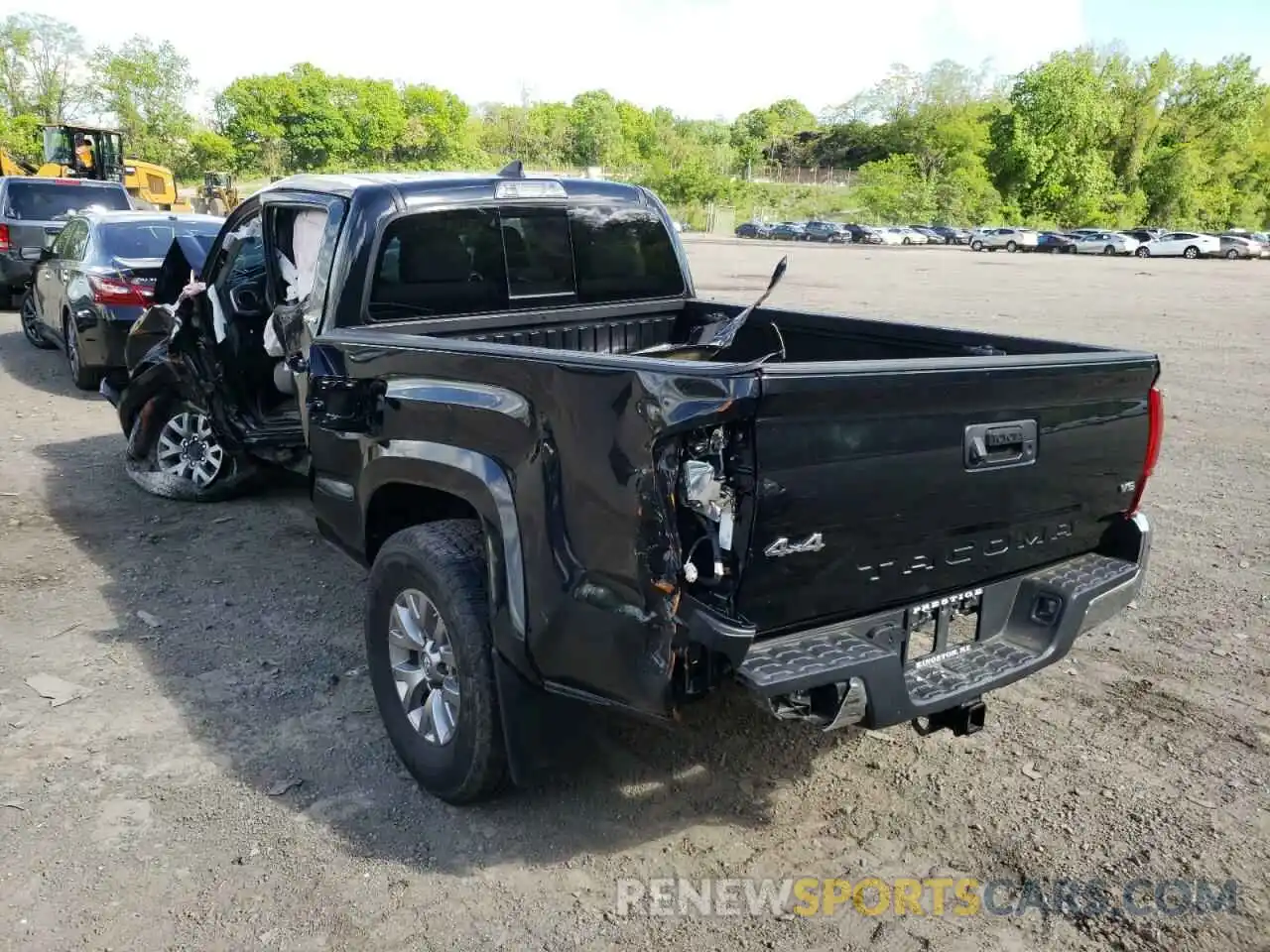 3 Photograph of a damaged car 3TMDZ5BN9KM059044 TOYOTA TACOMA 2019