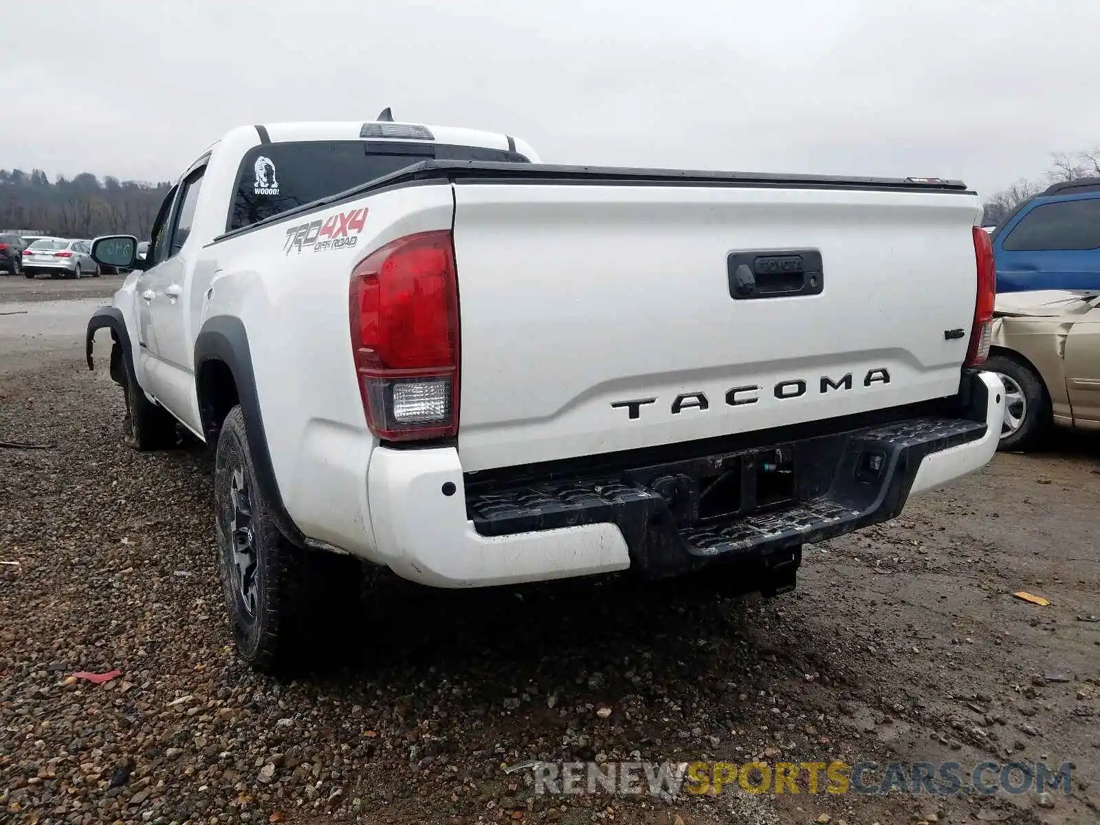 3 Photograph of a damaged car 3TMDZ5BN9KM060713 TOYOTA TACOMA 2019