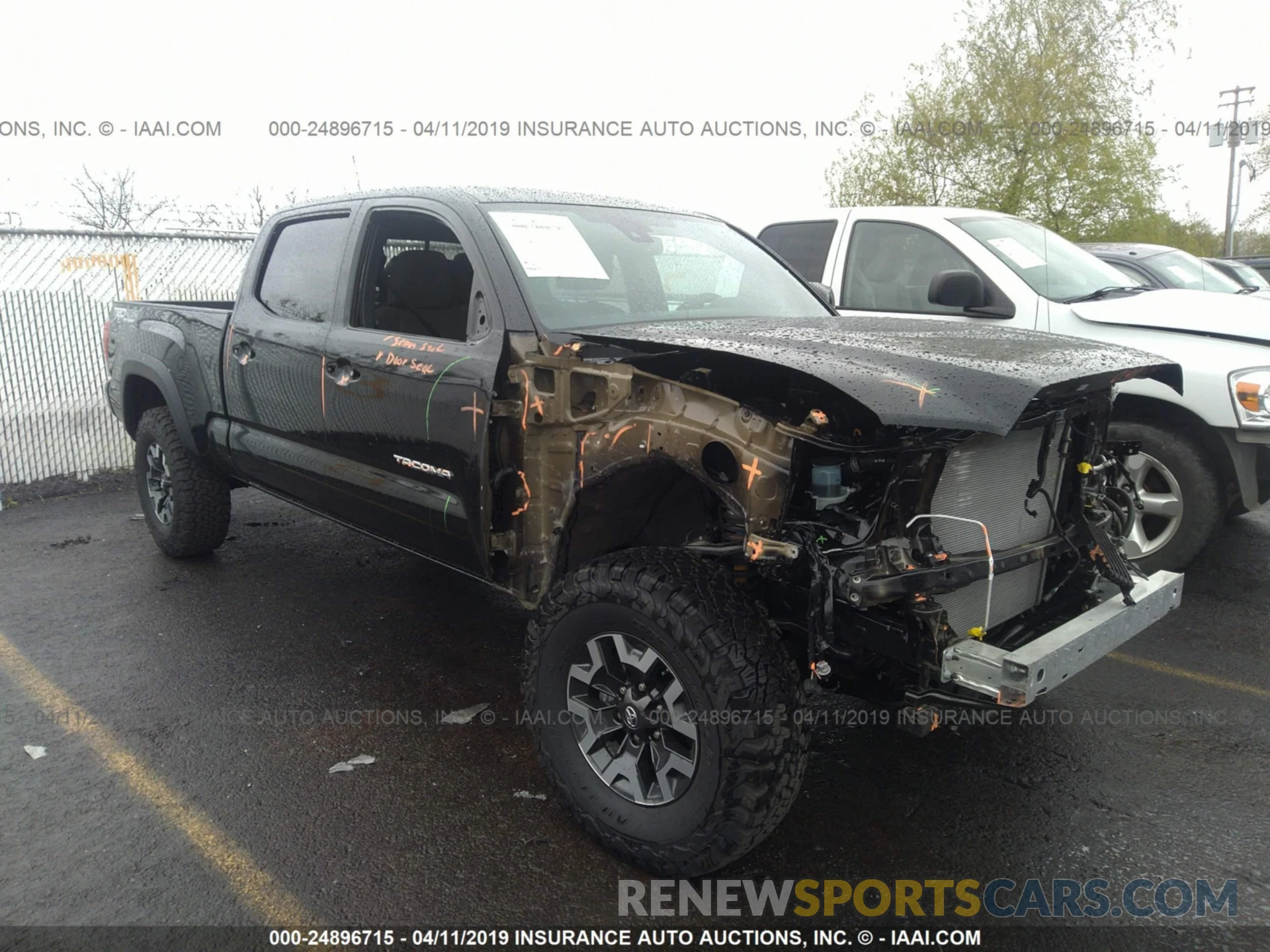 1 Photograph of a damaged car 3TMDZ5BN9KM060971 TOYOTA TACOMA 2019