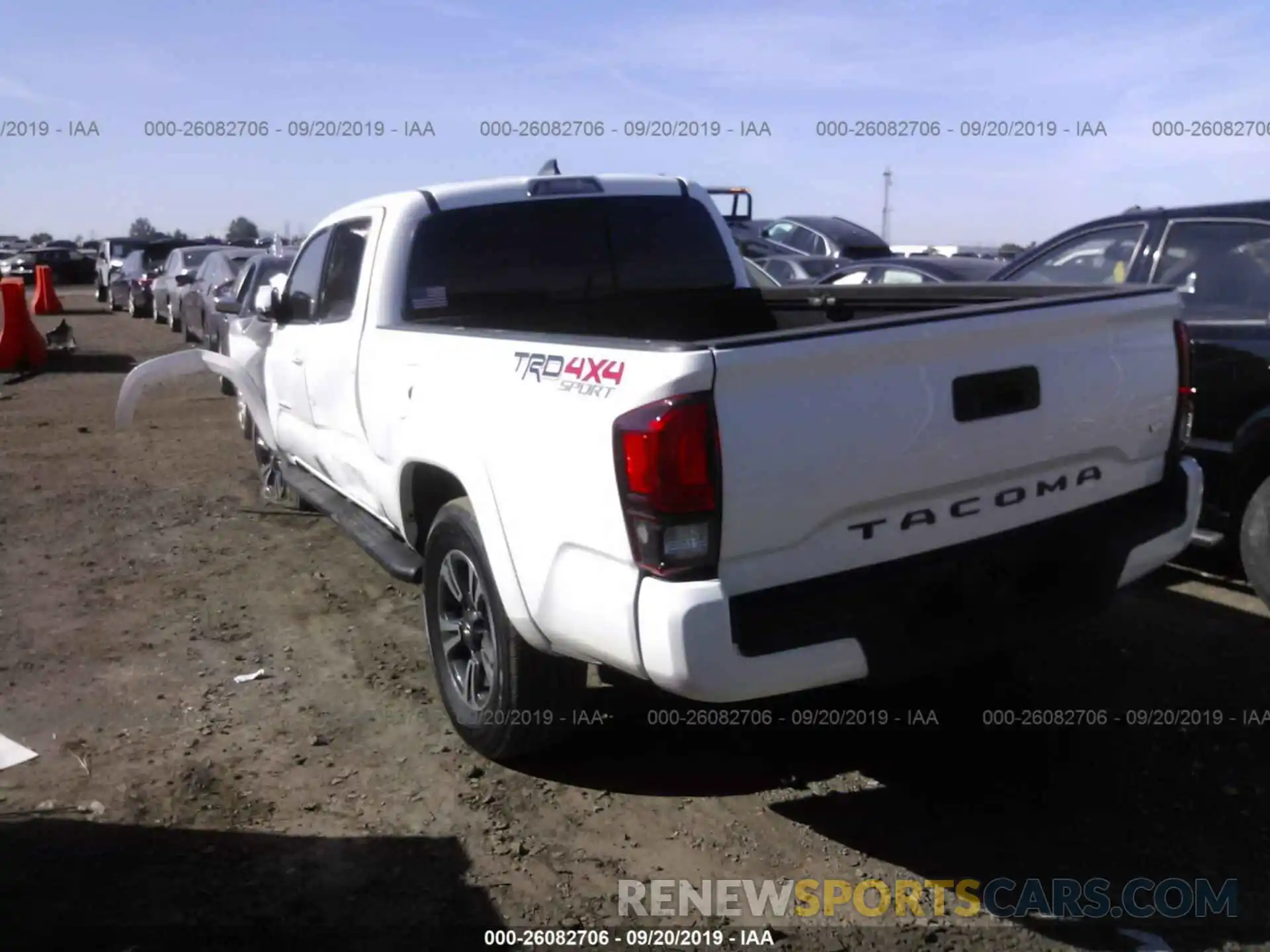 3 Photograph of a damaged car 3TMDZ5BN9KM062283 TOYOTA TACOMA 2019