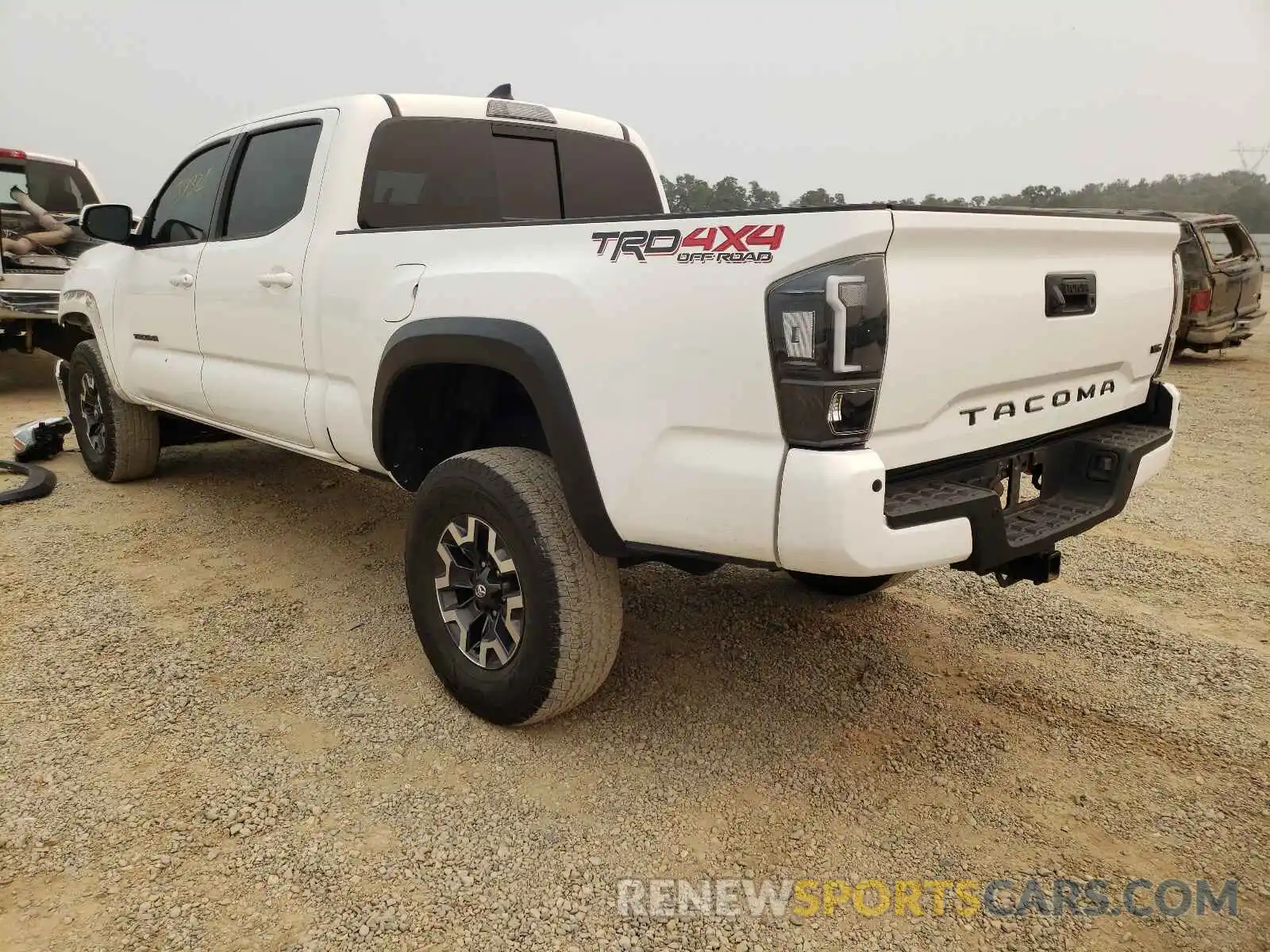 3 Photograph of a damaged car 3TMDZ5BN9KM062977 TOYOTA TACOMA 2019