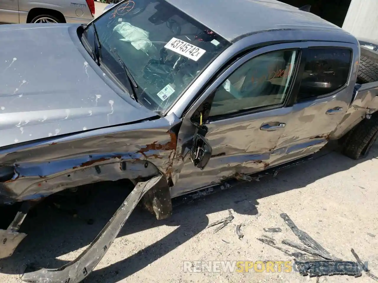 10 Photograph of a damaged car 3TMDZ5BN9KM064485 TOYOTA TACOMA 2019