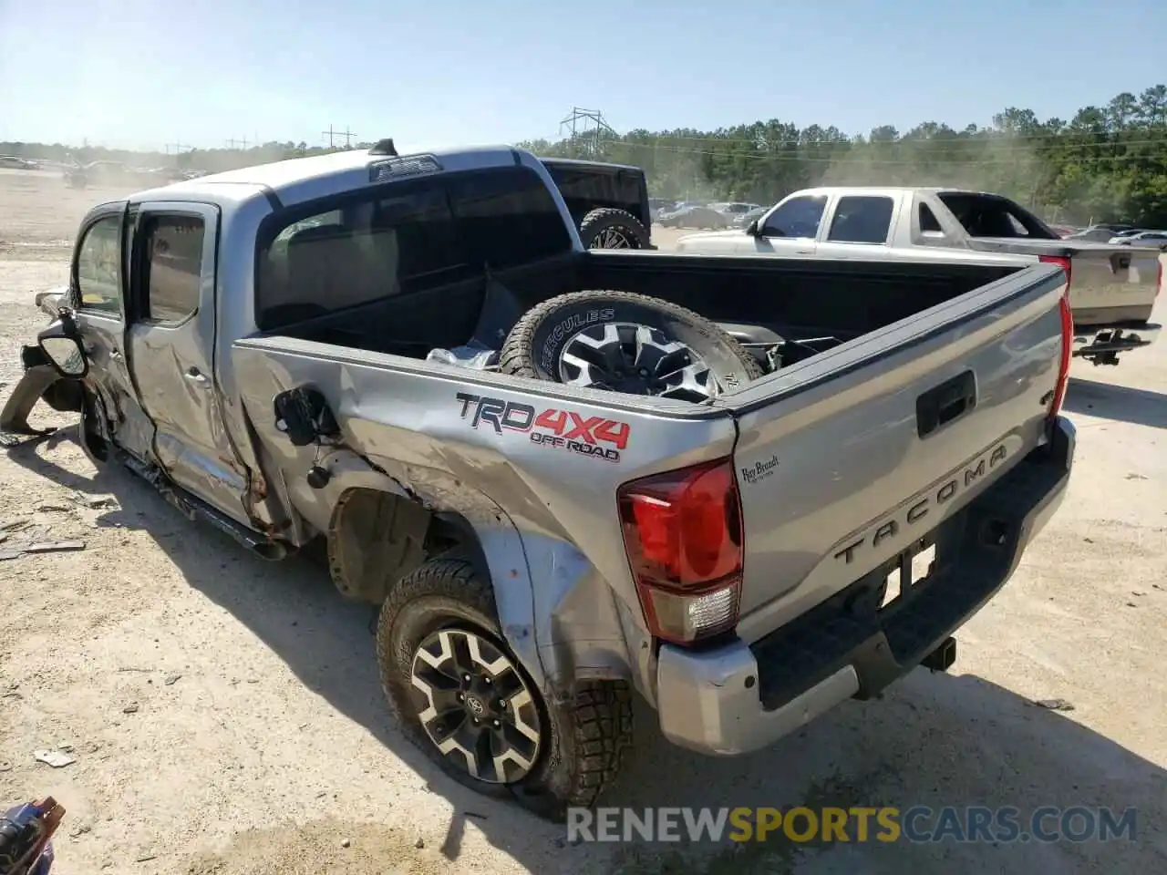 3 Photograph of a damaged car 3TMDZ5BN9KM064485 TOYOTA TACOMA 2019