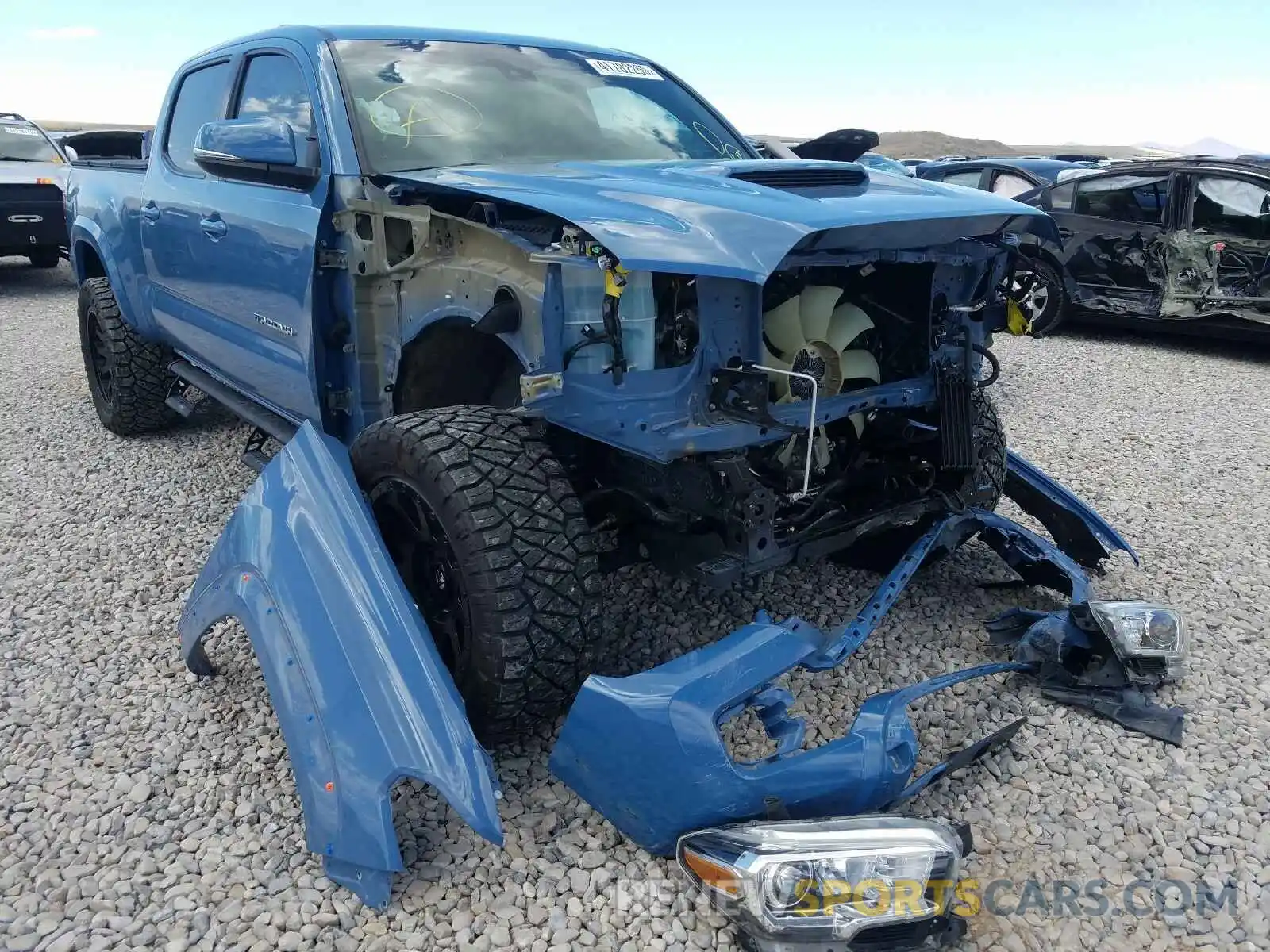 1 Photograph of a damaged car 3TMDZ5BN9KM065734 TOYOTA TACOMA 2019