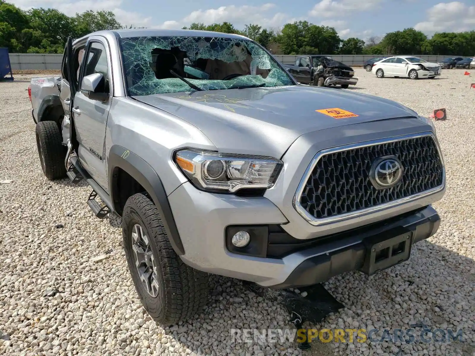 1 Photograph of a damaged car 3TMDZ5BN9KM066107 TOYOTA TACOMA 2019