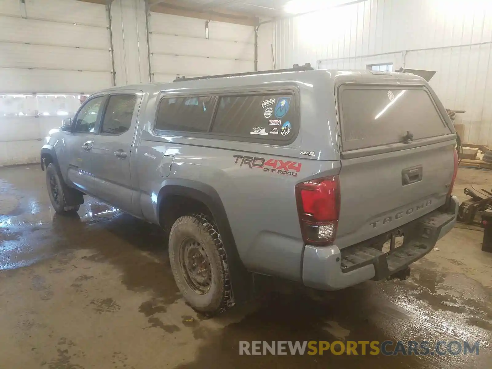 3 Photograph of a damaged car 3TMDZ5BN9KM066334 TOYOTA TACOMA 2019