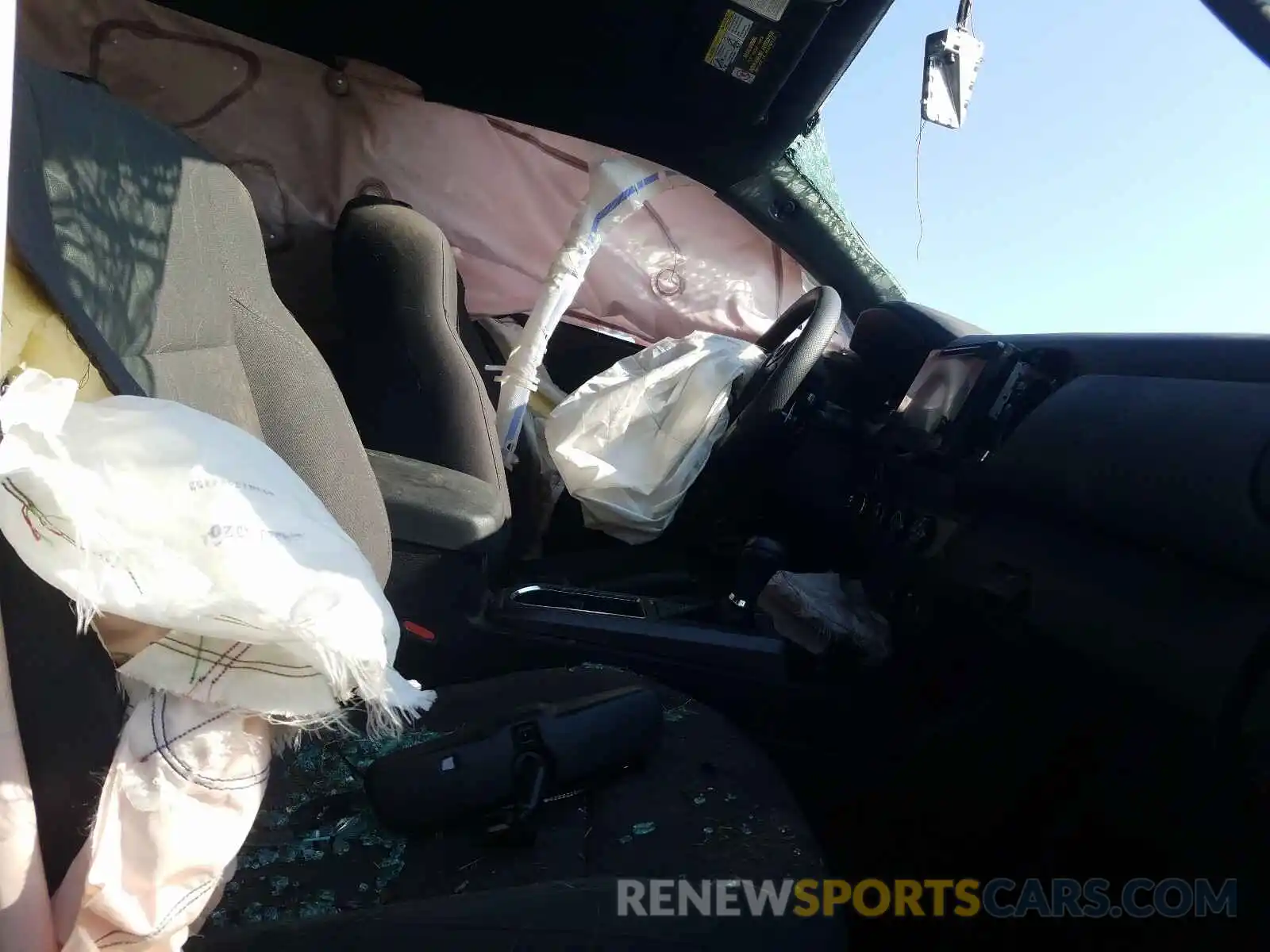 5 Photograph of a damaged car 3TMDZ5BN9KM073221 TOYOTA TACOMA 2019