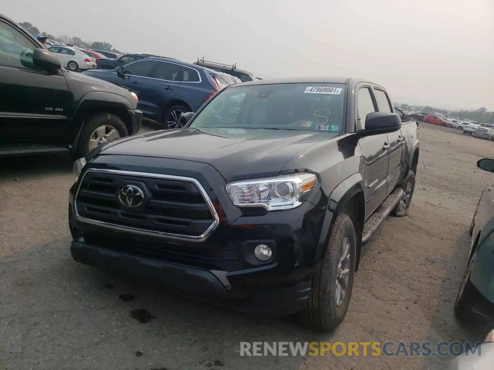 2 Photograph of a damaged car 3TMDZ5BN9KM078130 TOYOTA TACOMA 2019