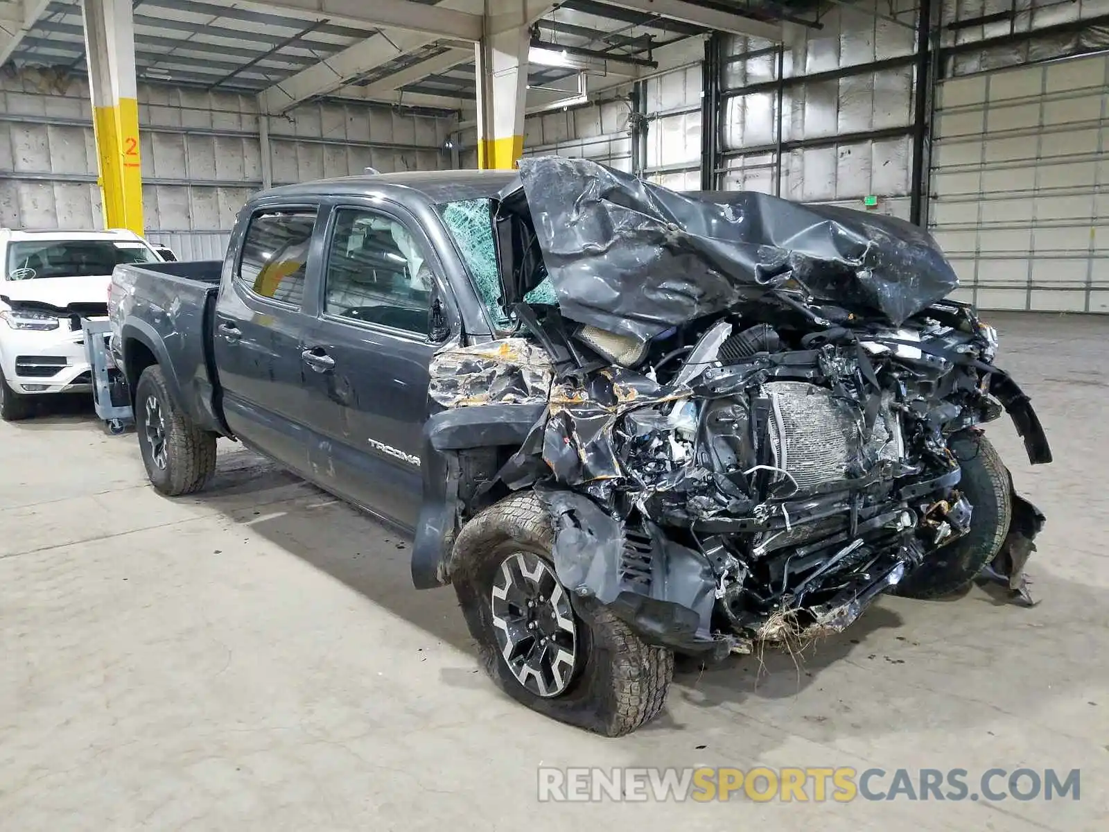 1 Photograph of a damaged car 3TMDZ5BN9KM078452 TOYOTA TACOMA 2019