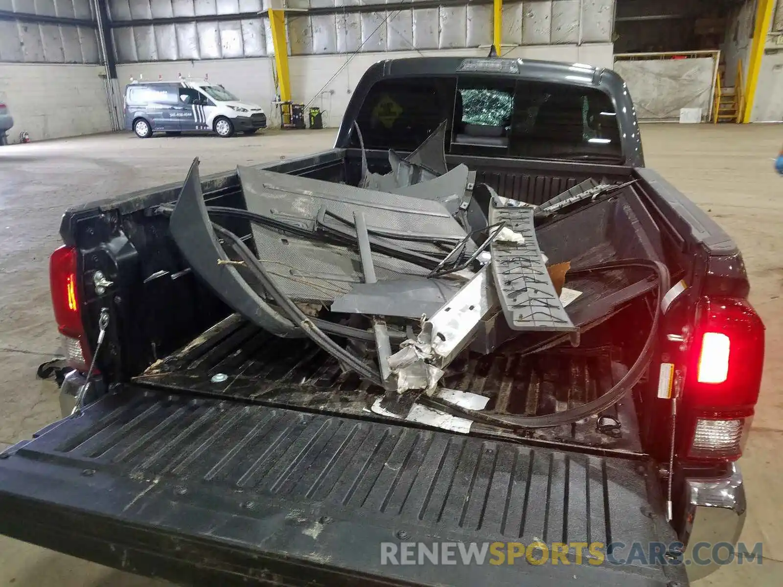 9 Photograph of a damaged car 3TMDZ5BN9KM078452 TOYOTA TACOMA 2019