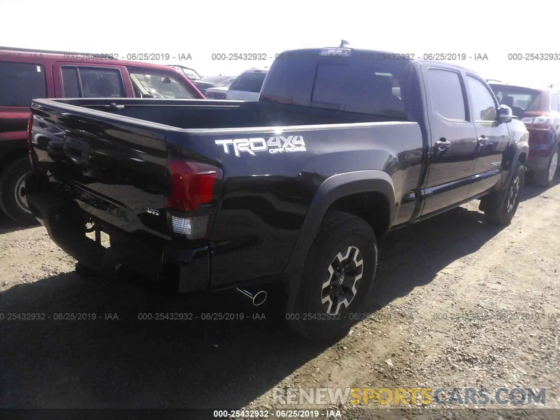 4 Photograph of a damaged car 3TMDZ5BNXKM055701 TOYOTA TACOMA 2019