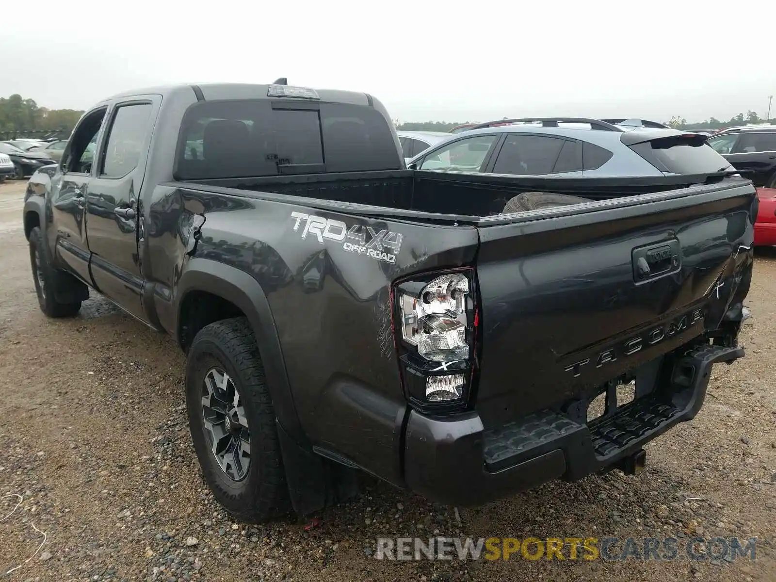 3 Photograph of a damaged car 3TMDZ5BNXKM063541 TOYOTA TACOMA 2019