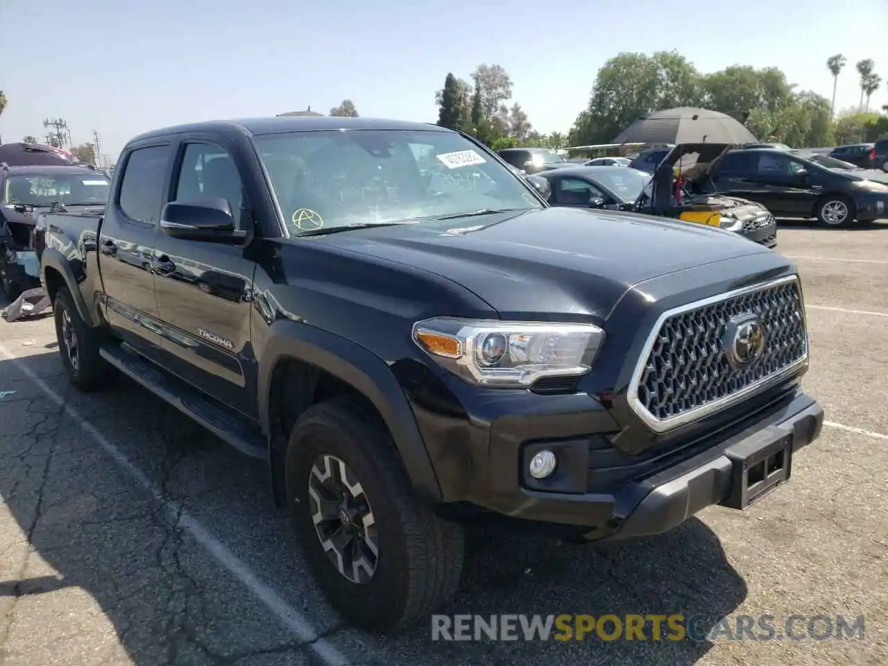 1 Photograph of a damaged car 3TMDZ5BNXKM067637 TOYOTA TACOMA 2019