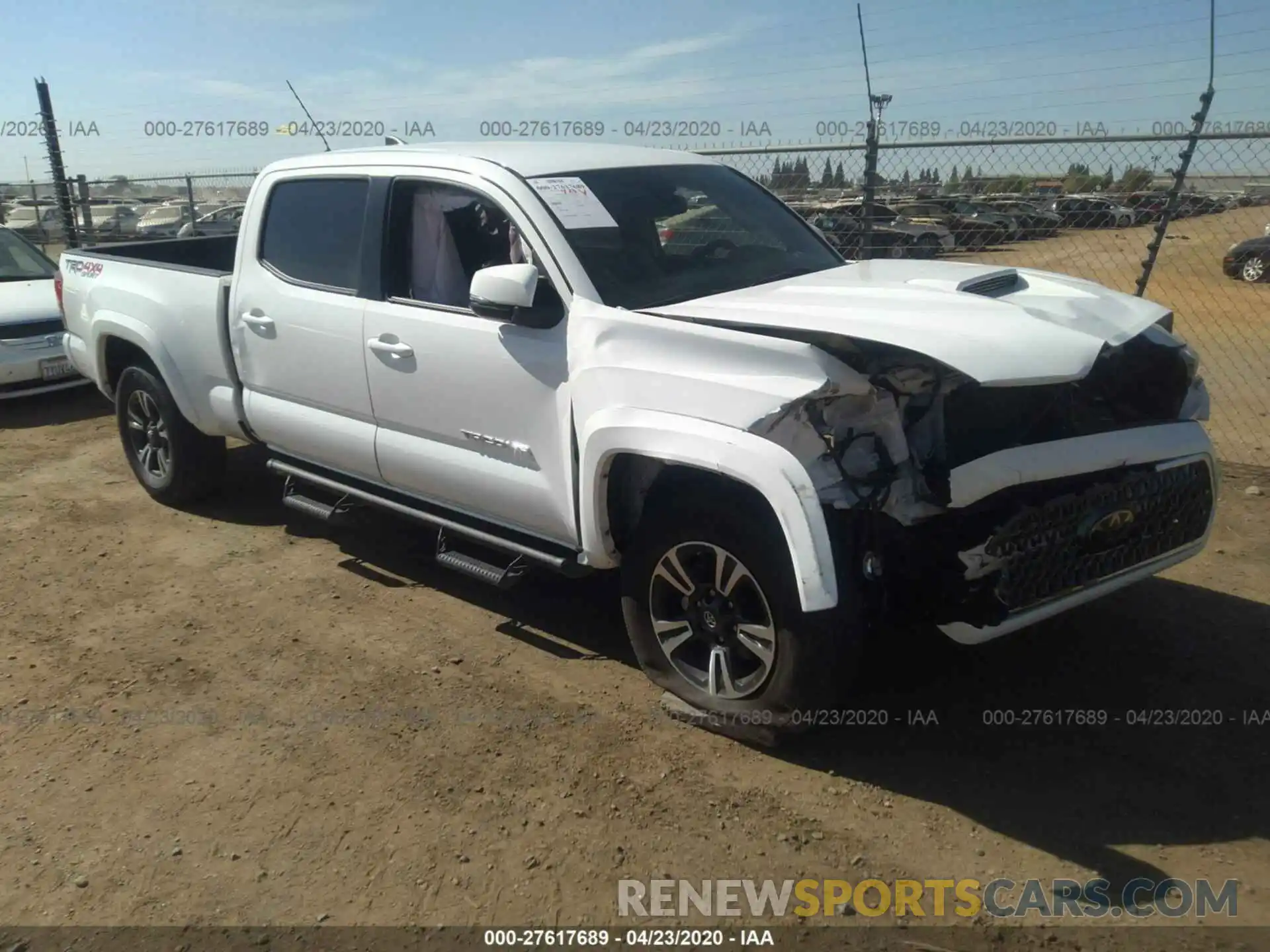 1 Photograph of a damaged car 3TMDZ5BNXKM071705 TOYOTA TACOMA 2019