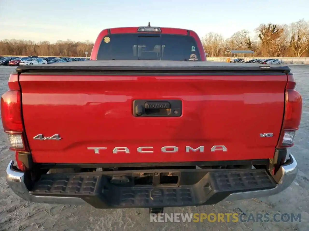 6 Photograph of a damaged car 3TMDZ5BNXKM074667 TOYOTA TACOMA 2019