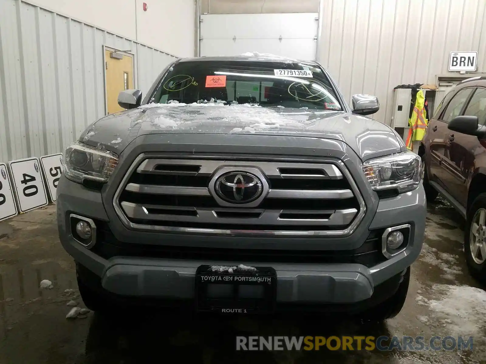 9 Photograph of a damaged car 3TMGZ5AN1KM230383 TOYOTA TACOMA 2019