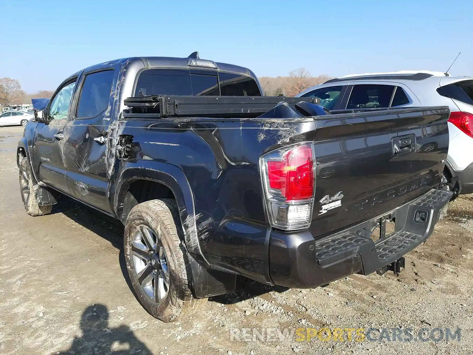 3 Photograph of a damaged car 3TMGZ5AN2KM213107 TOYOTA TACOMA 2019