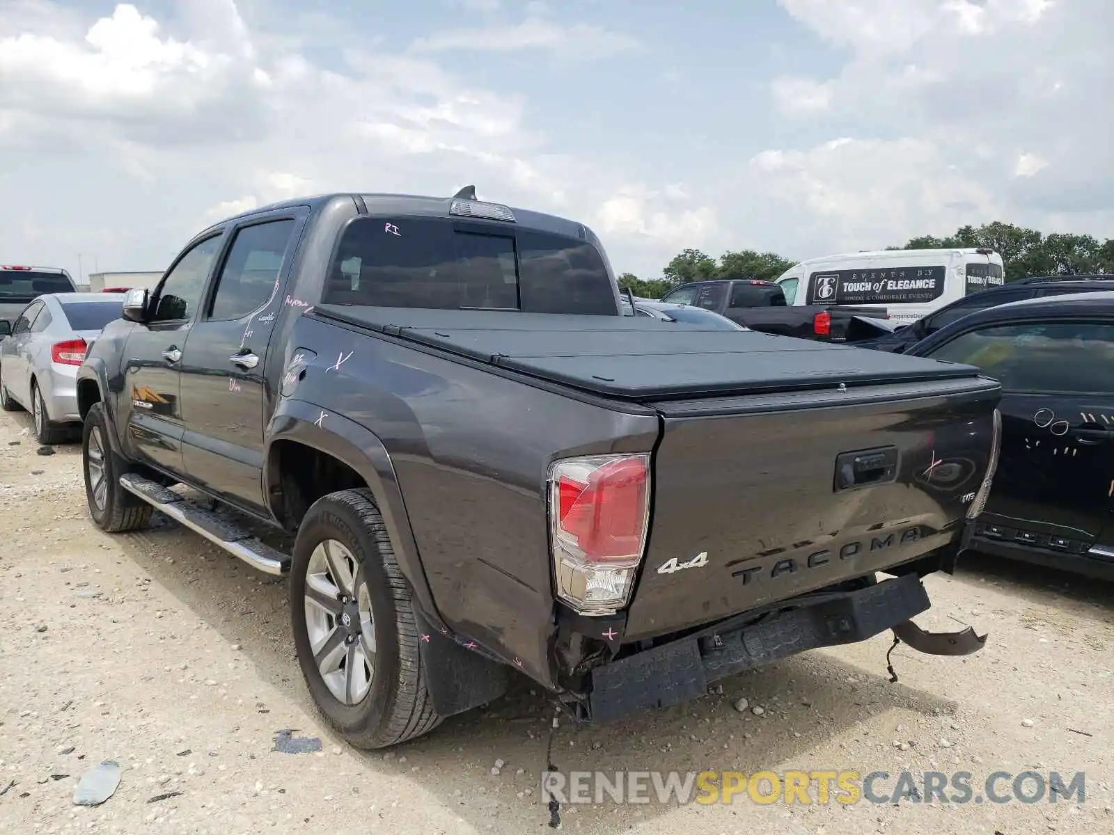 3 Photograph of a damaged car 3TMGZ5AN3KM226741 TOYOTA TACOMA 2019