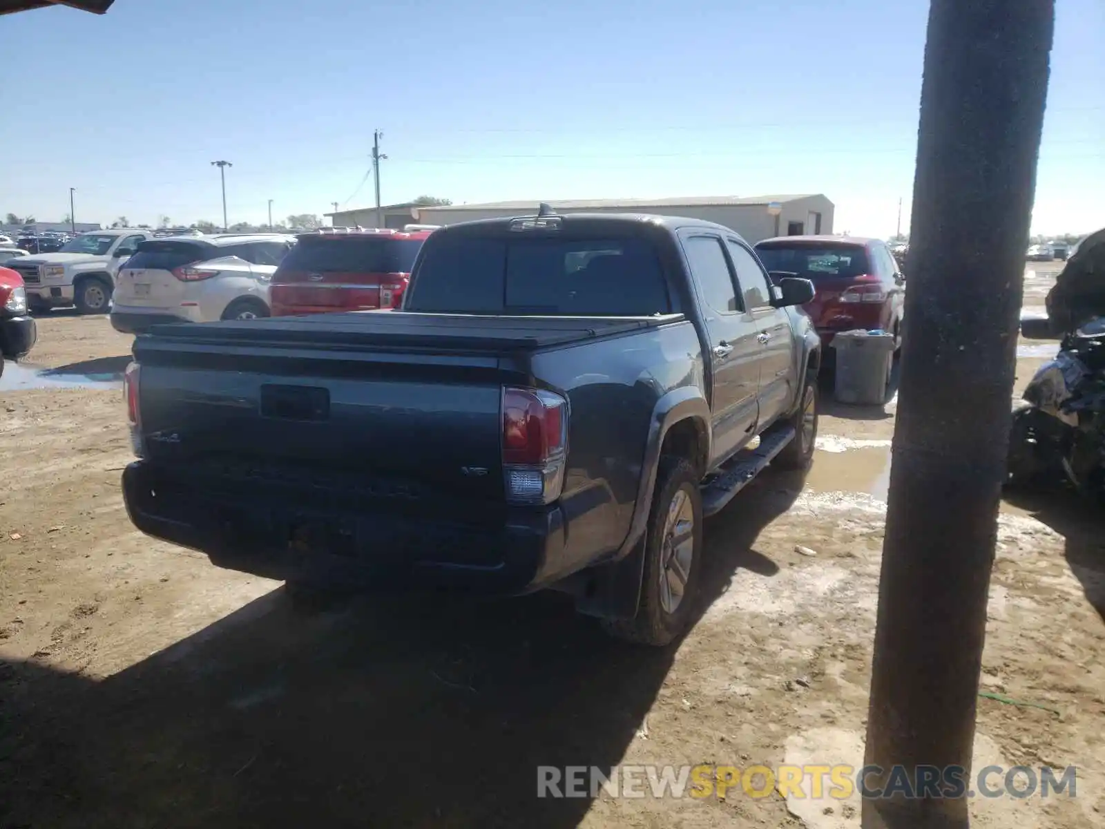 4 Photograph of a damaged car 3TMGZ5AN3KM239909 TOYOTA TACOMA 2019