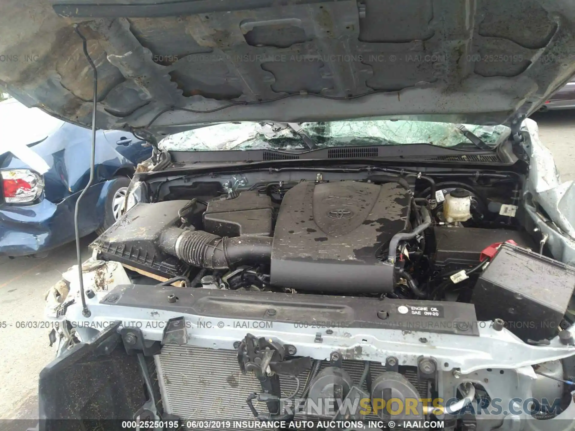 10 Photograph of a damaged car 3TMGZ5AN4KM222794 TOYOTA TACOMA 2019