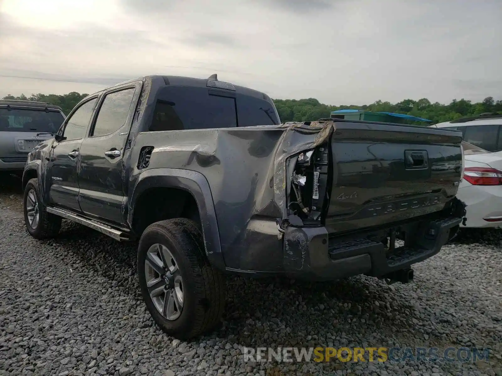 3 Photograph of a damaged car 3TMGZ5AN5KM255982 TOYOTA TACOMA 2019