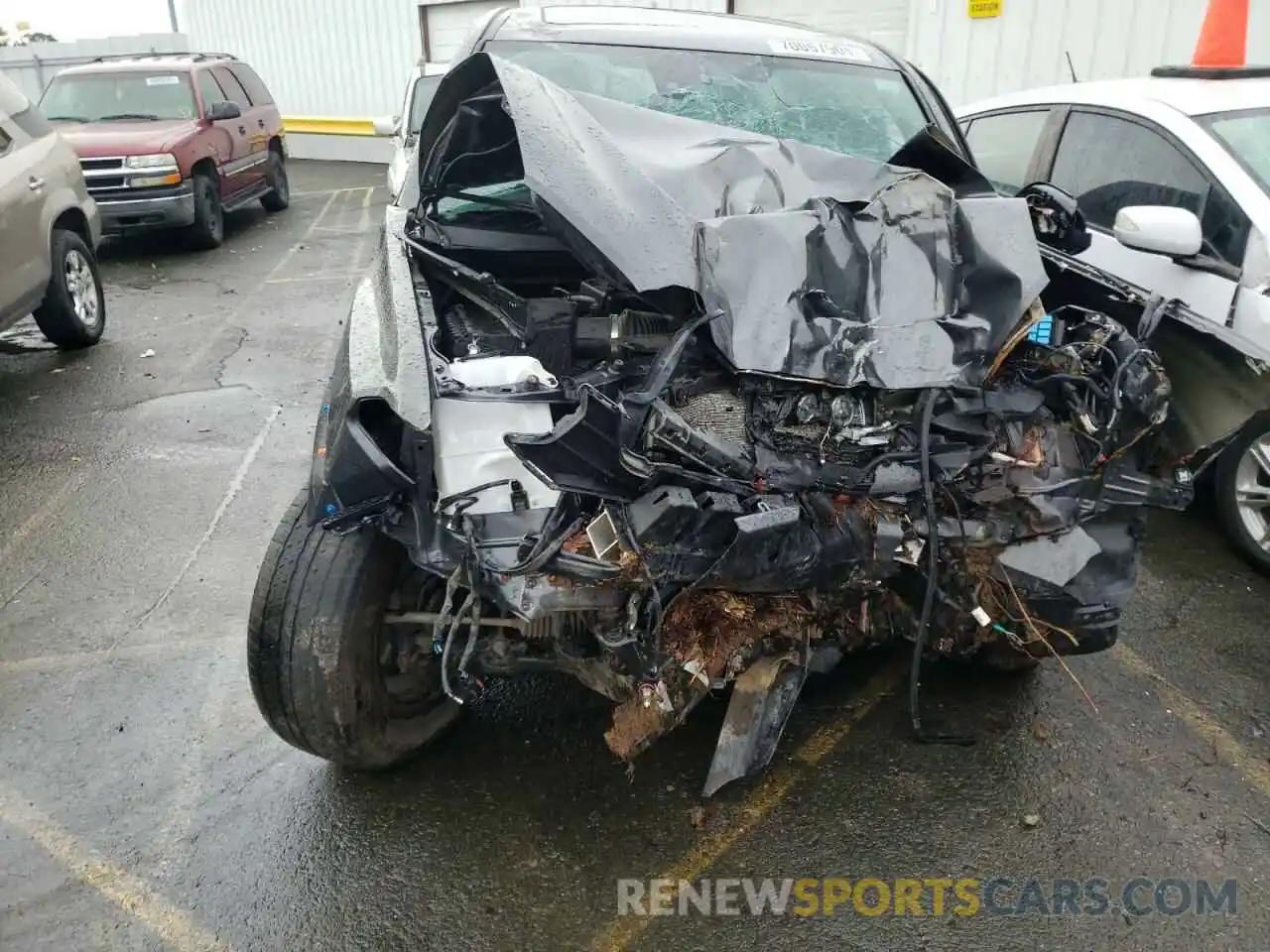 9 Photograph of a damaged car 3TMGZ5AN6KM188986 TOYOTA TACOMA 2019