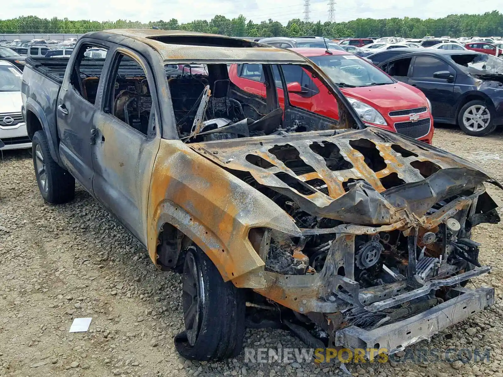 1 Photograph of a damaged car 3TMGZ5AN6KM235823 TOYOTA TACOMA 2019