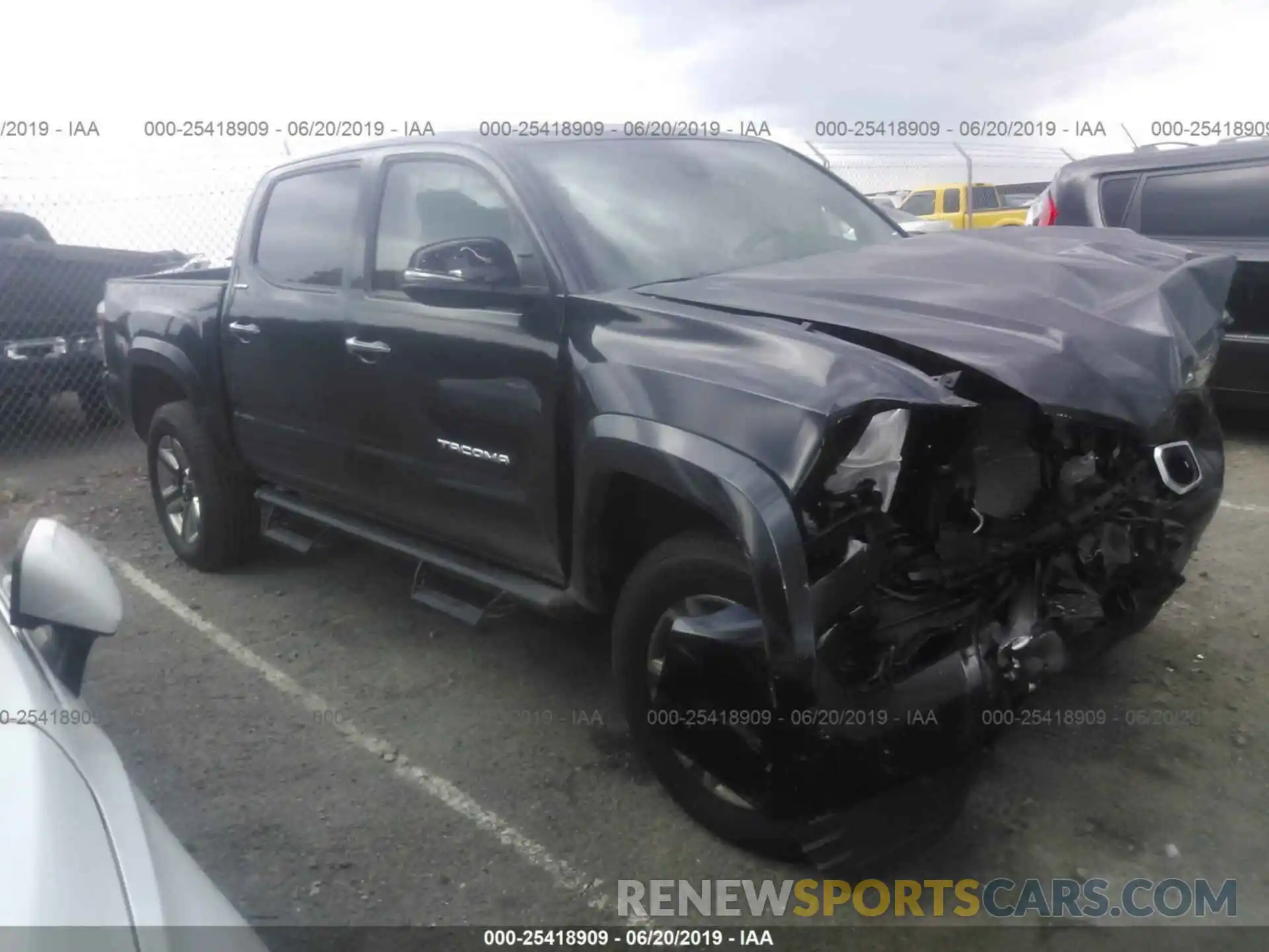 1 Photograph of a damaged car 3TMGZ5AN7KM202992 TOYOTA TACOMA 2019