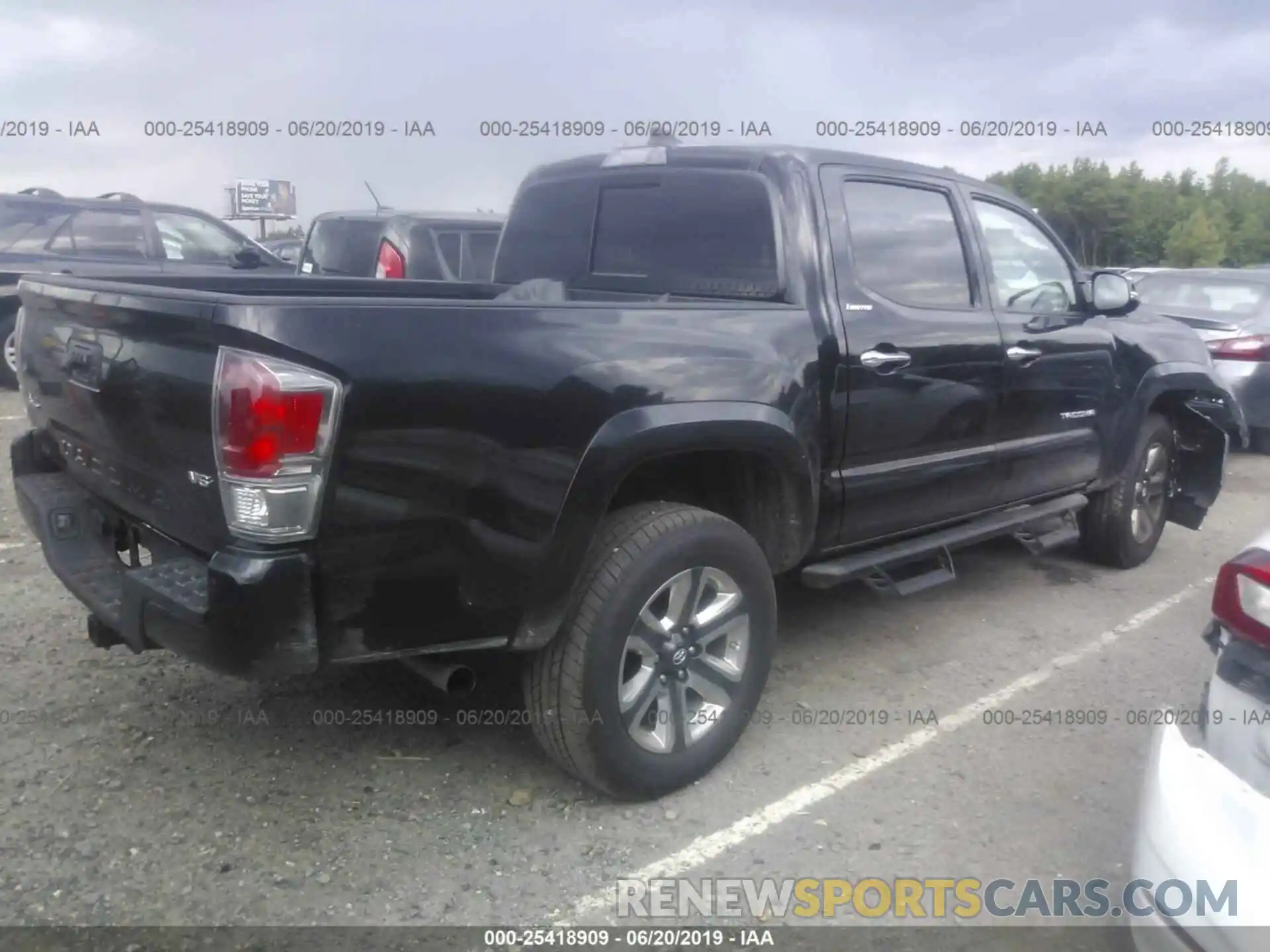 4 Photograph of a damaged car 3TMGZ5AN7KM202992 TOYOTA TACOMA 2019